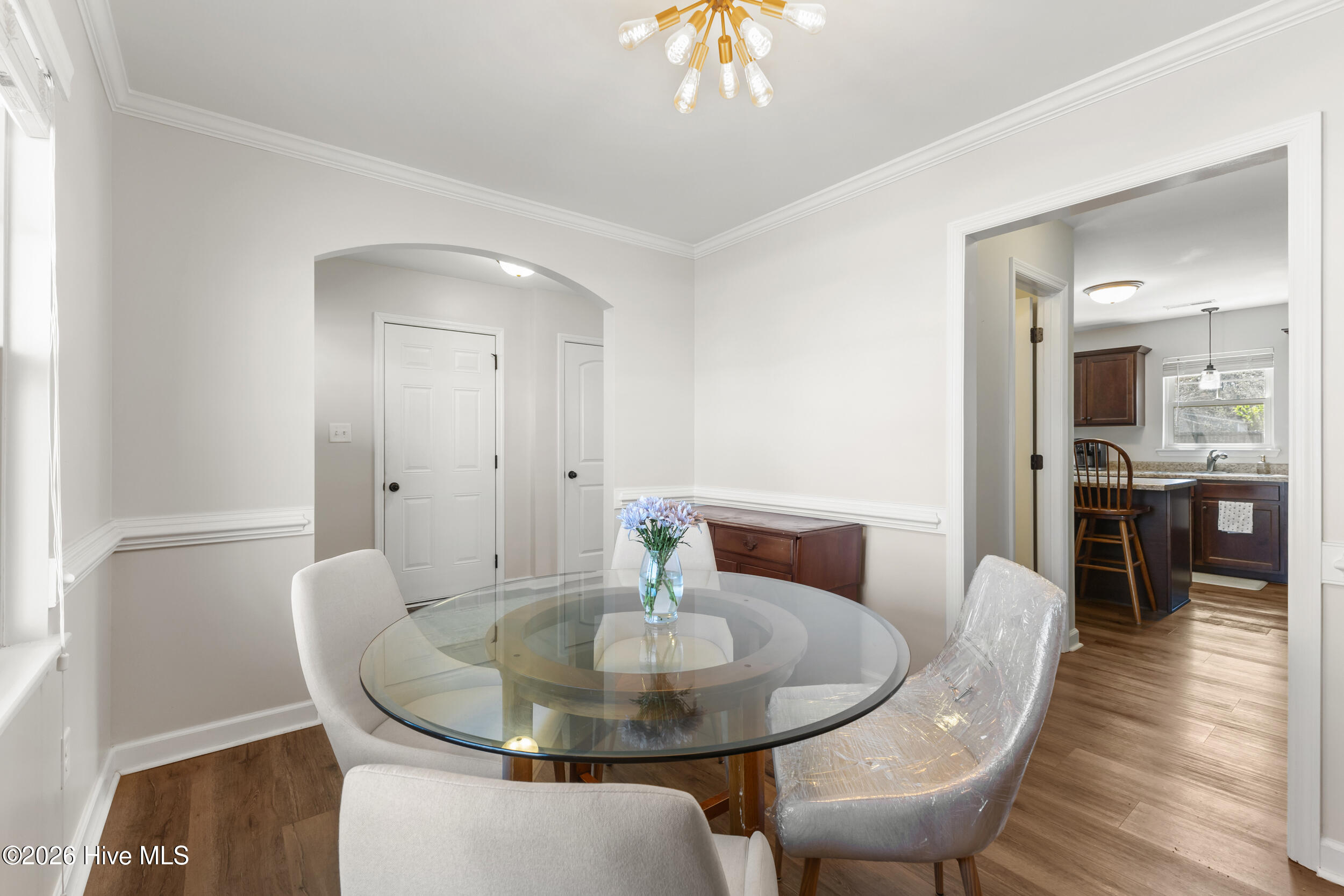 100563533 | Photo 15