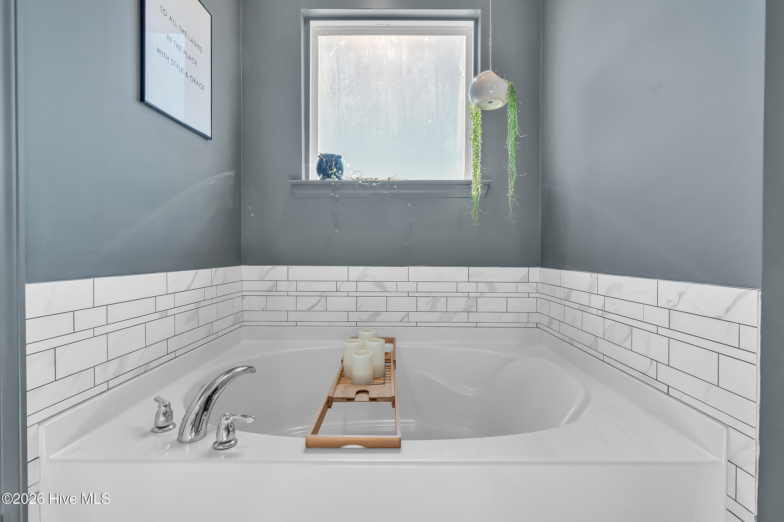 100551354 | Photo 38