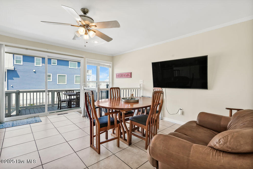 100544569 | Photo 48