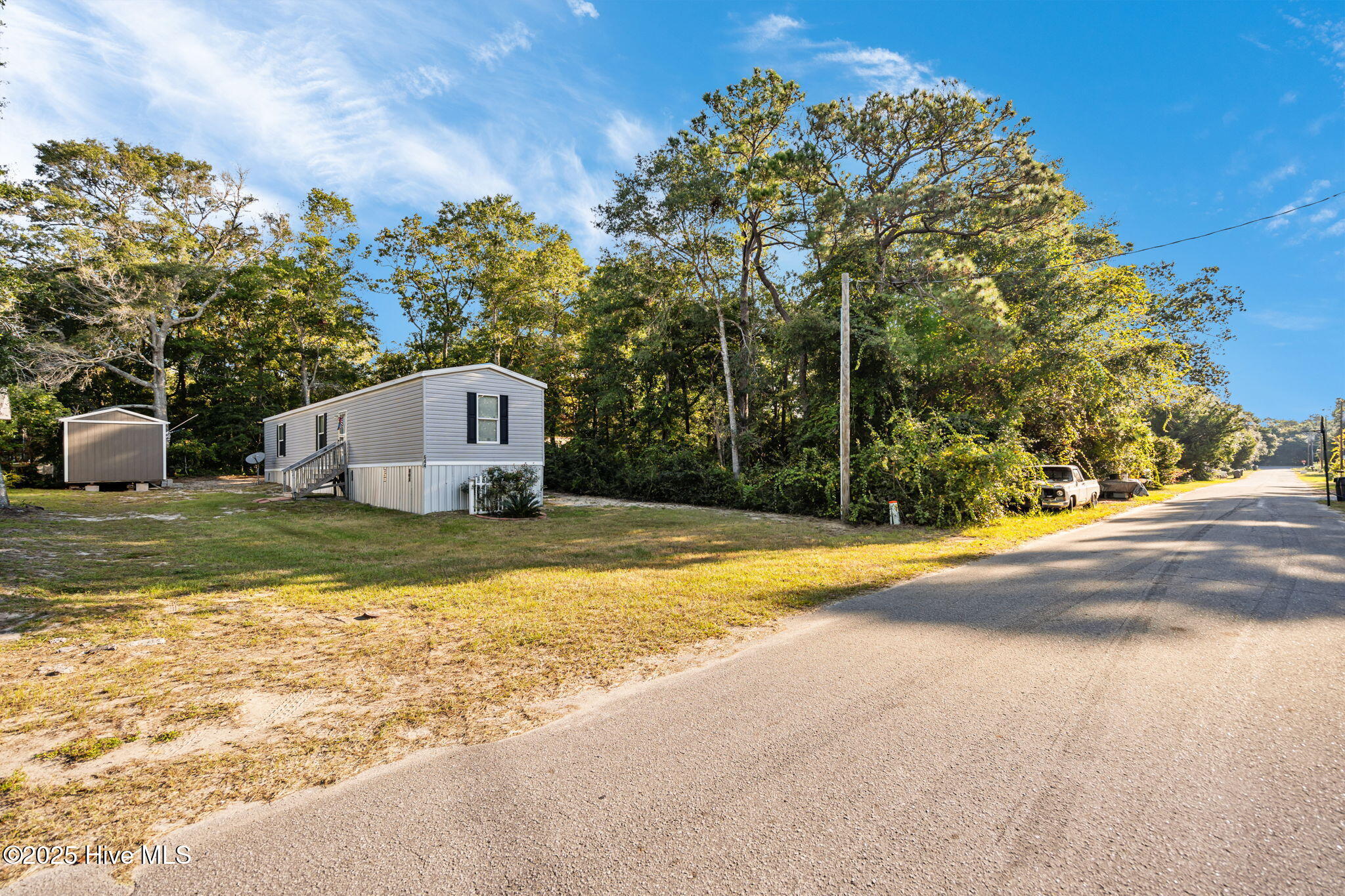 100547370 | Photo 26