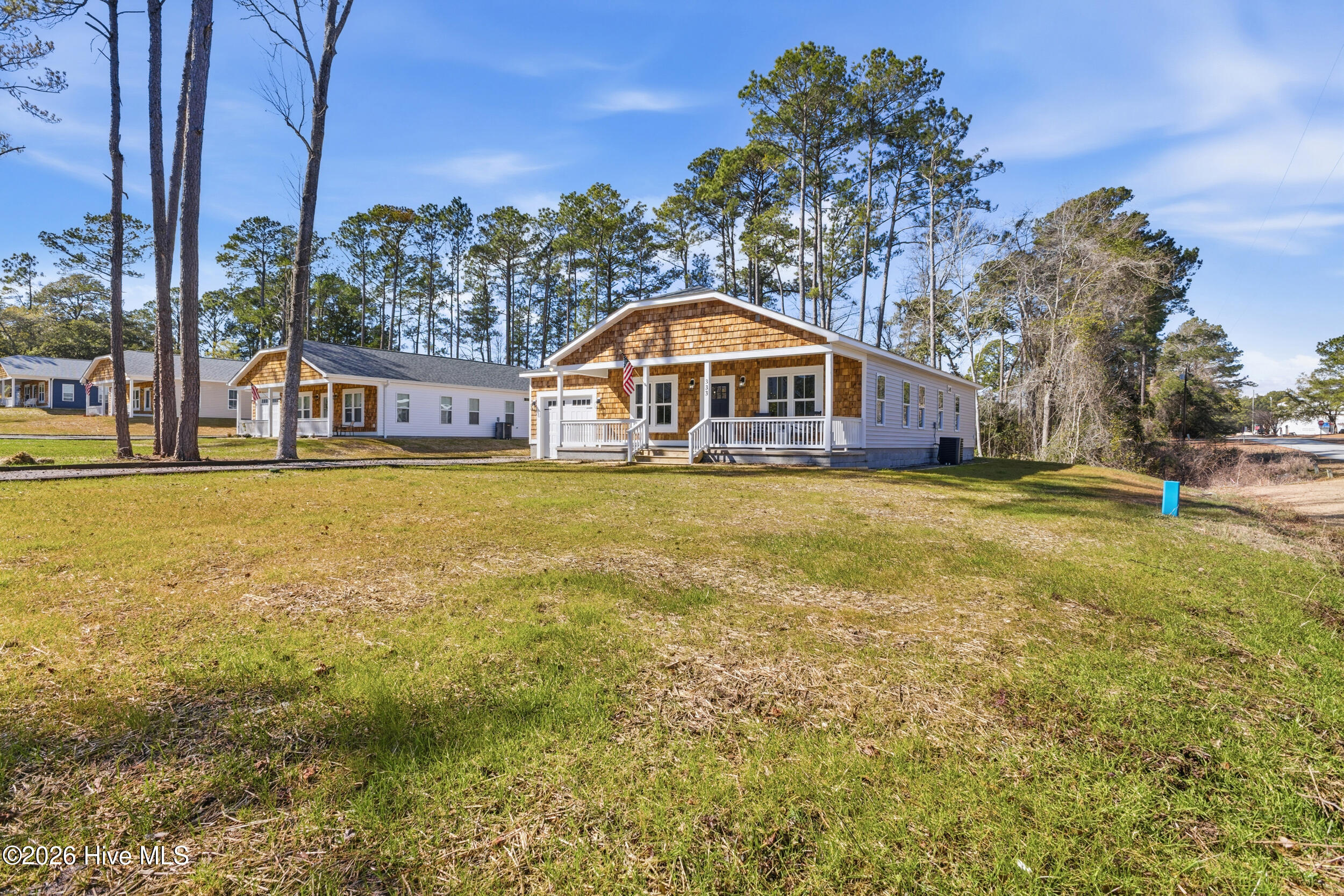 100557700 | Photo 43