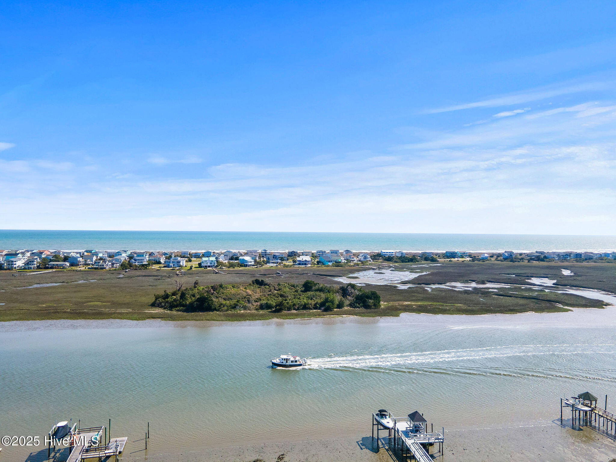 100488997 | Photo 64