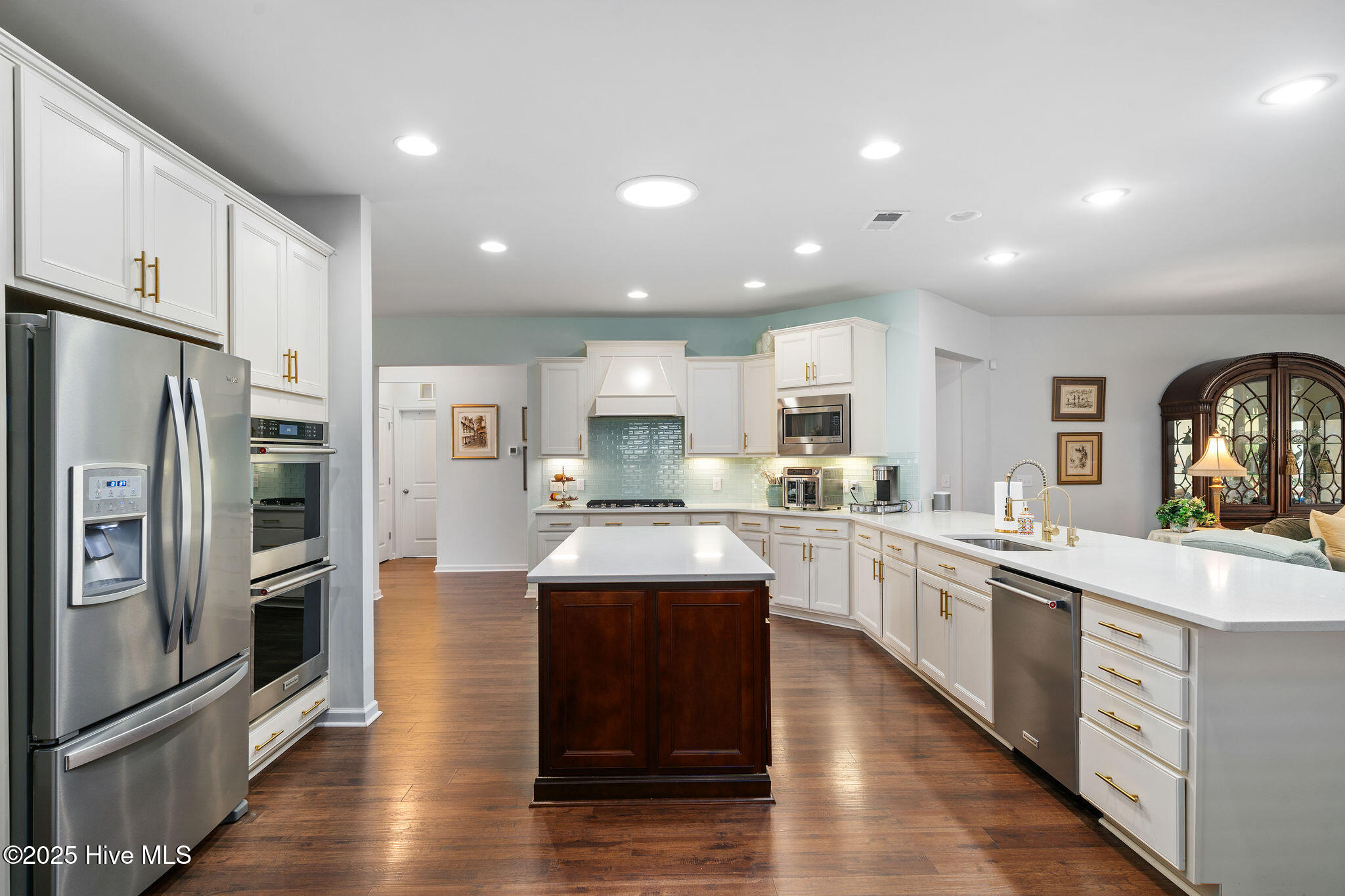 100522757 | Photo 10