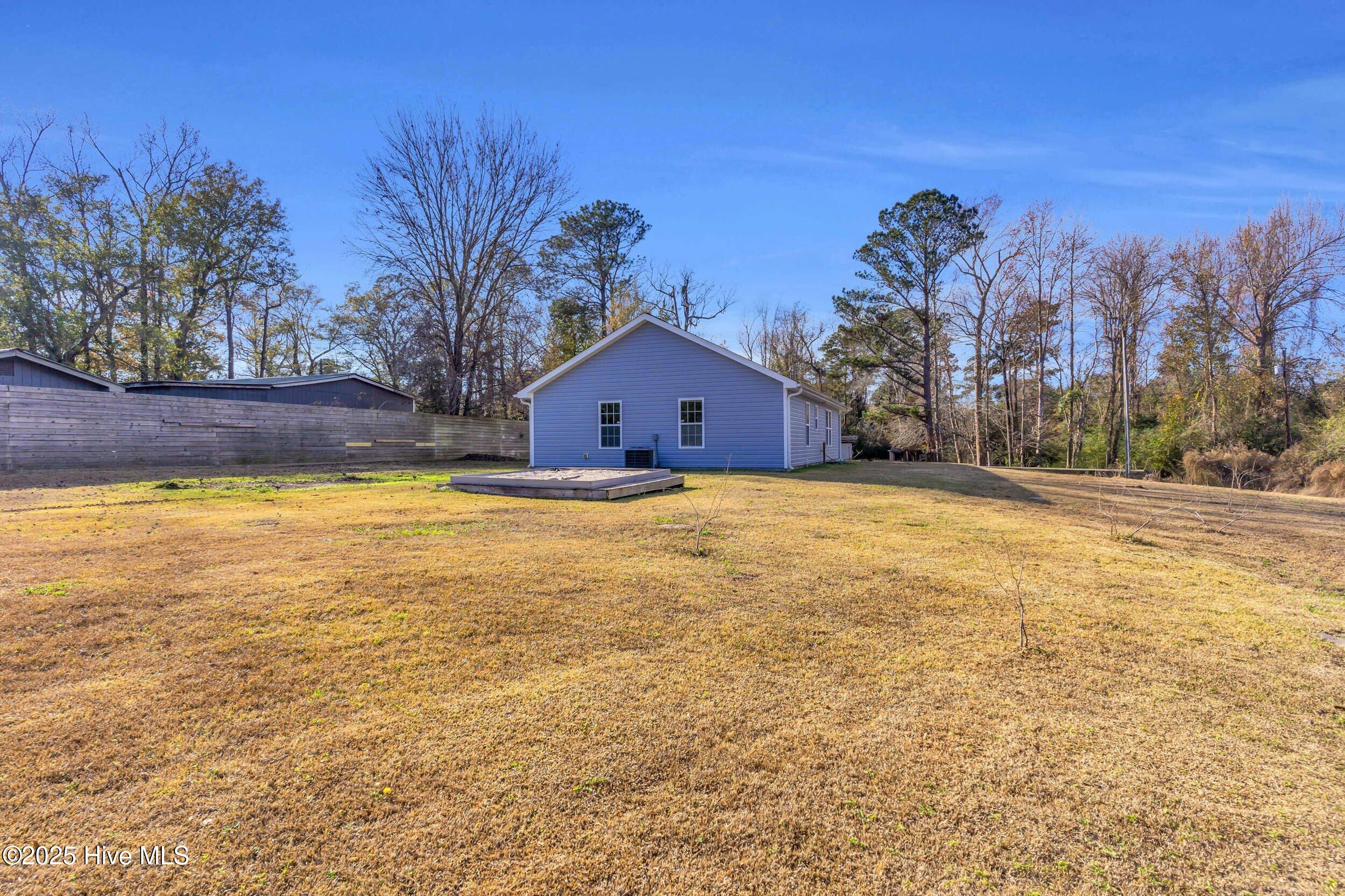 100546331 | Photo 30