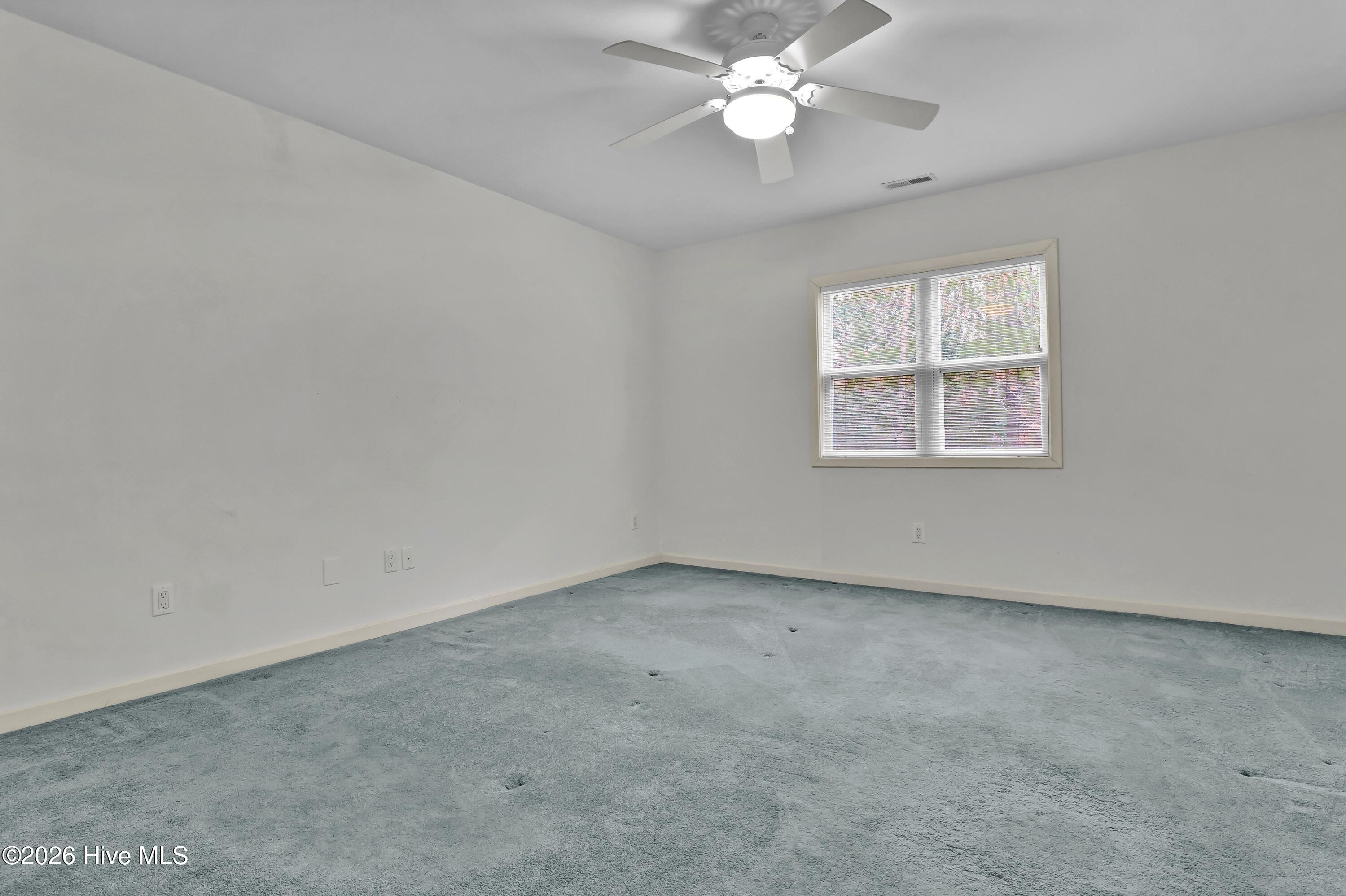 100554854 | Photo 18