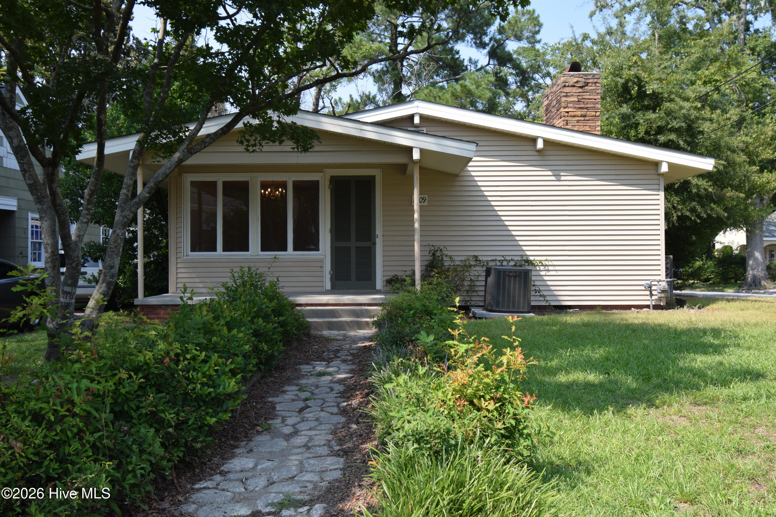 1509 4th, Greenville, North Carolina, 3 Bedroom Bedrooms, 5 Room Rooms,2 BathroomBathrooms,Single family residence,For sale,4th,100588491 1509 4th, Greenville, North Carolina, 3 Bedroom Bedrooms, 5 Room Rooms,2 BathroomBathrooms,Single family residence,For sale,4th,100588491