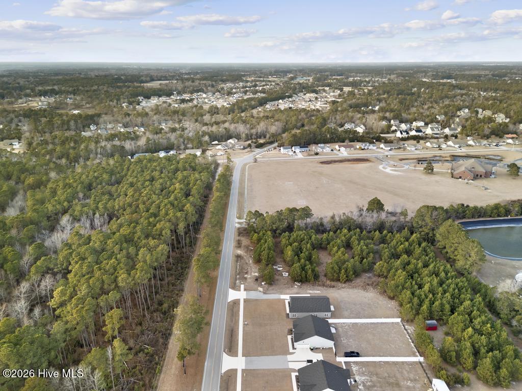 100552933 | Photo 36