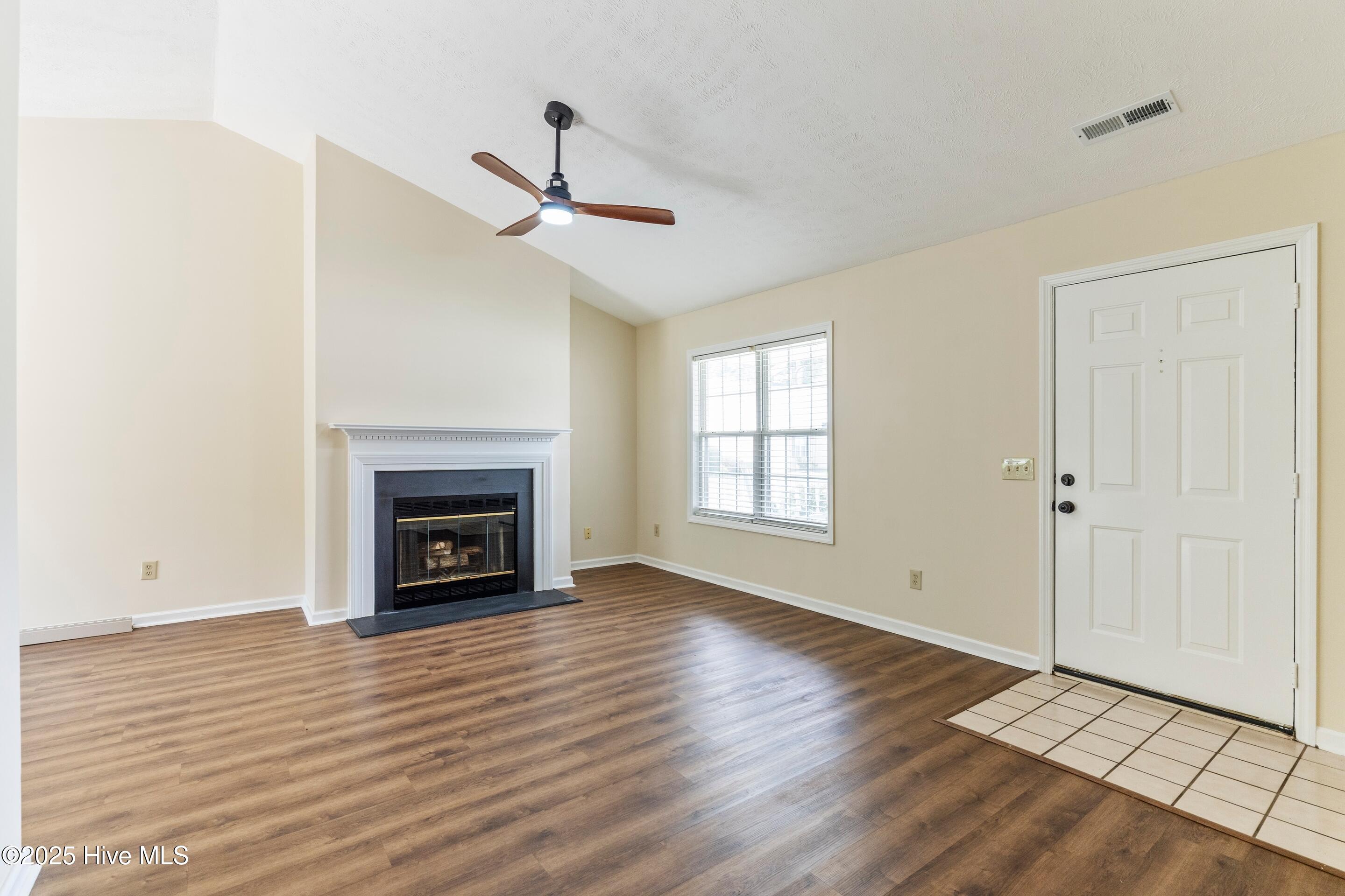 706 Bent Twig Court, Wilmington, NC 28411 – photo 15: Living Room 1B