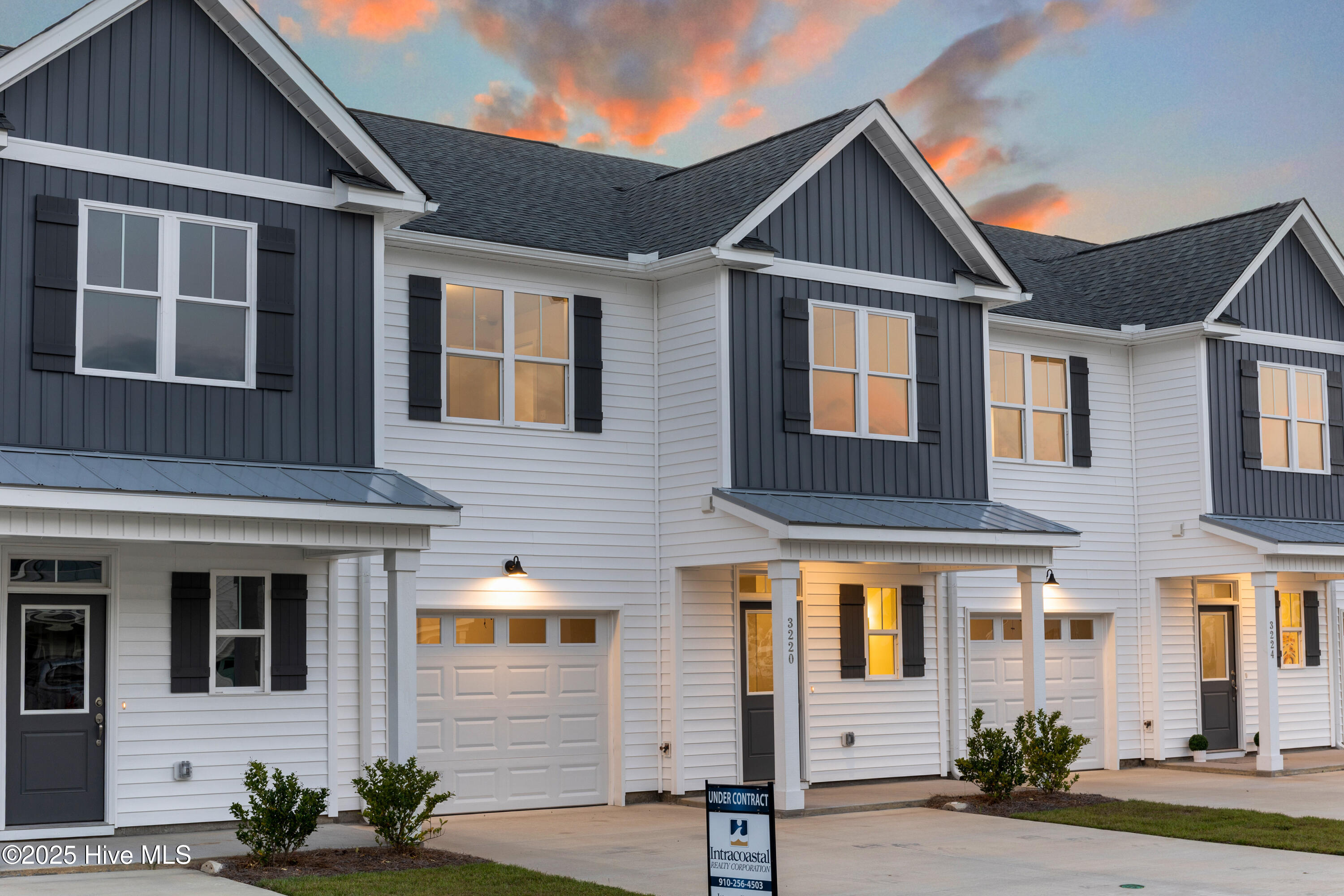 100526530 | Photo 37