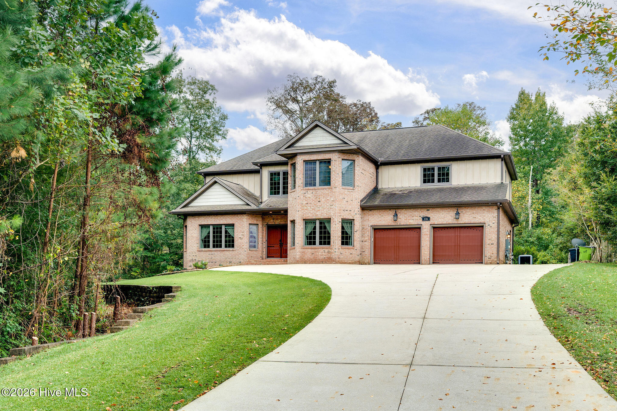 Photo 3 of Single family home for sale at 116 Tremayne Dr, New Bern, NC 28560 | MLS# 100609211 | Listing updated on 2026-10-09