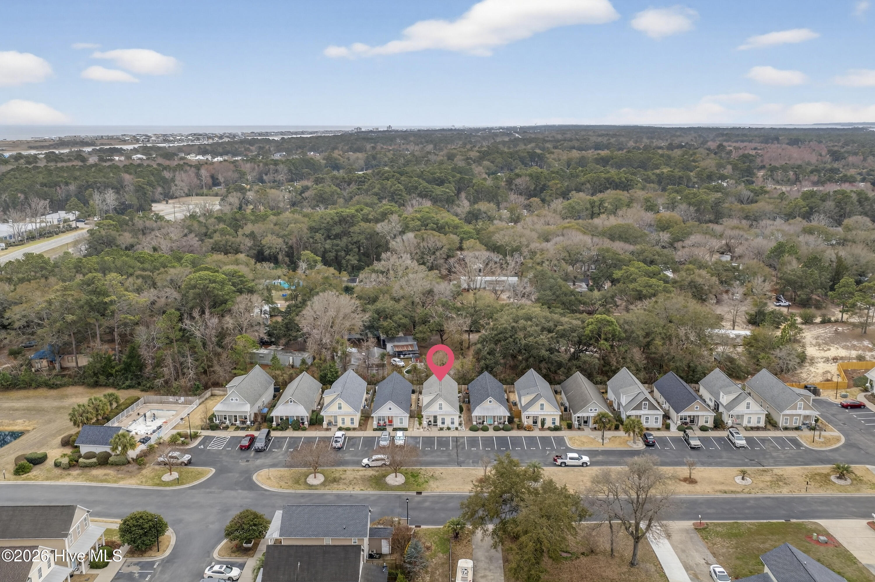 100557620 | Photo 37