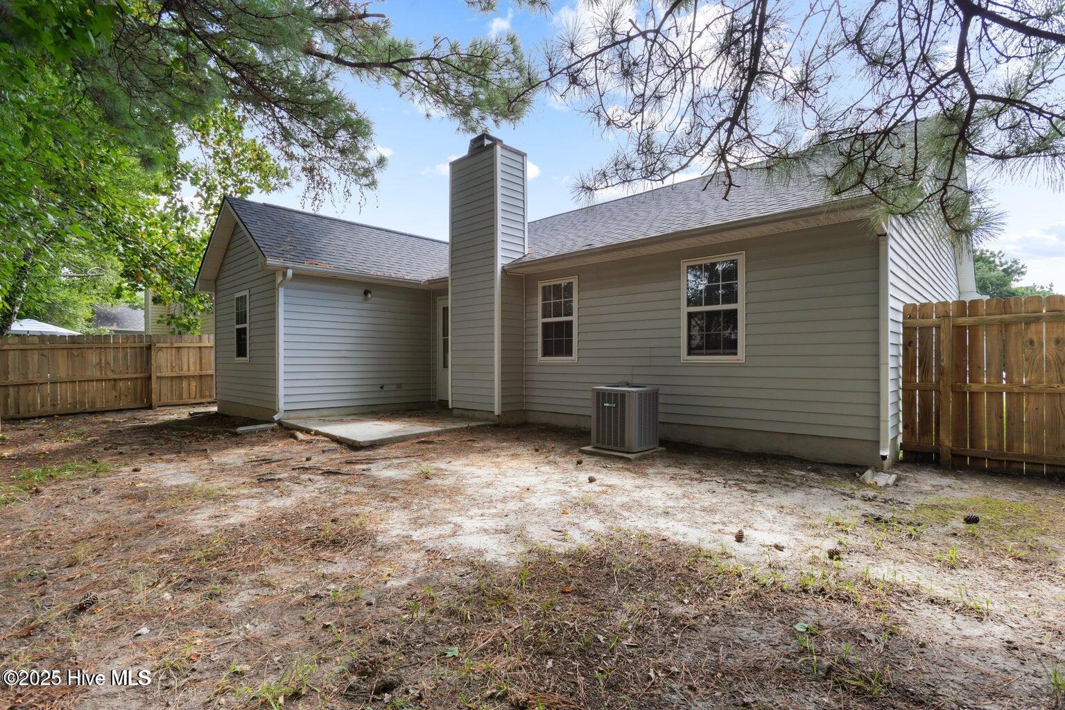 100545292 | Photo 19