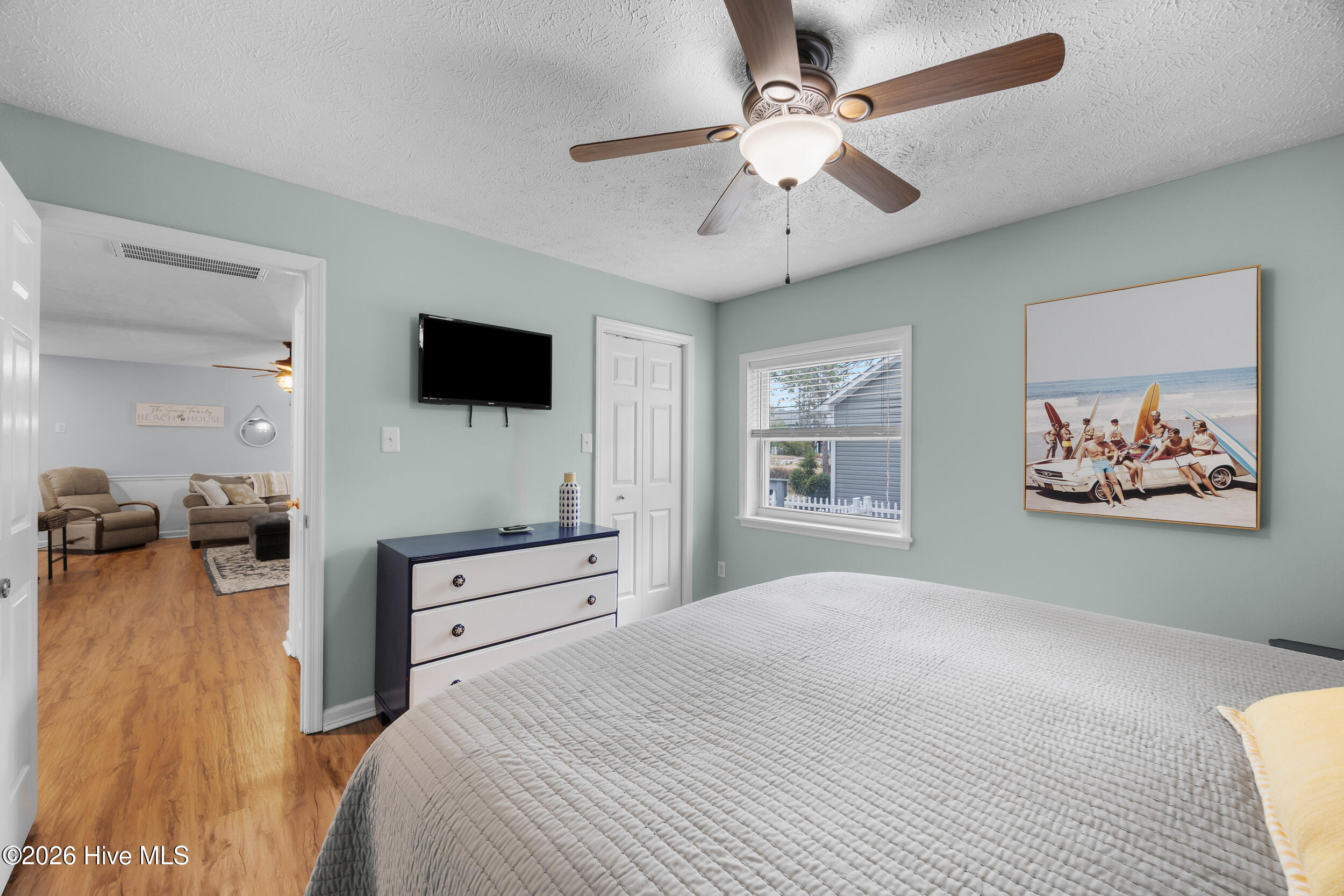 100554331 | Photo 28