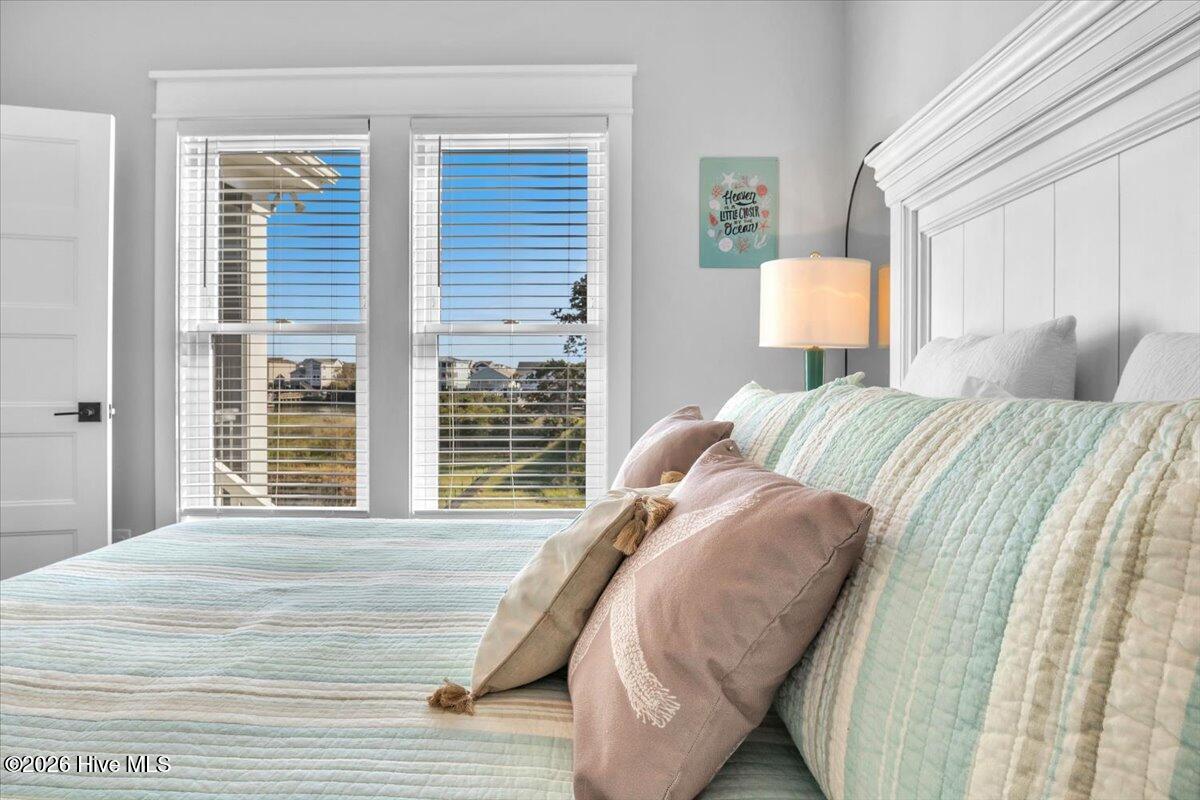 100565716 | Photo 31