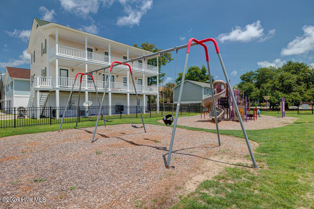 100562699 | Photo 37