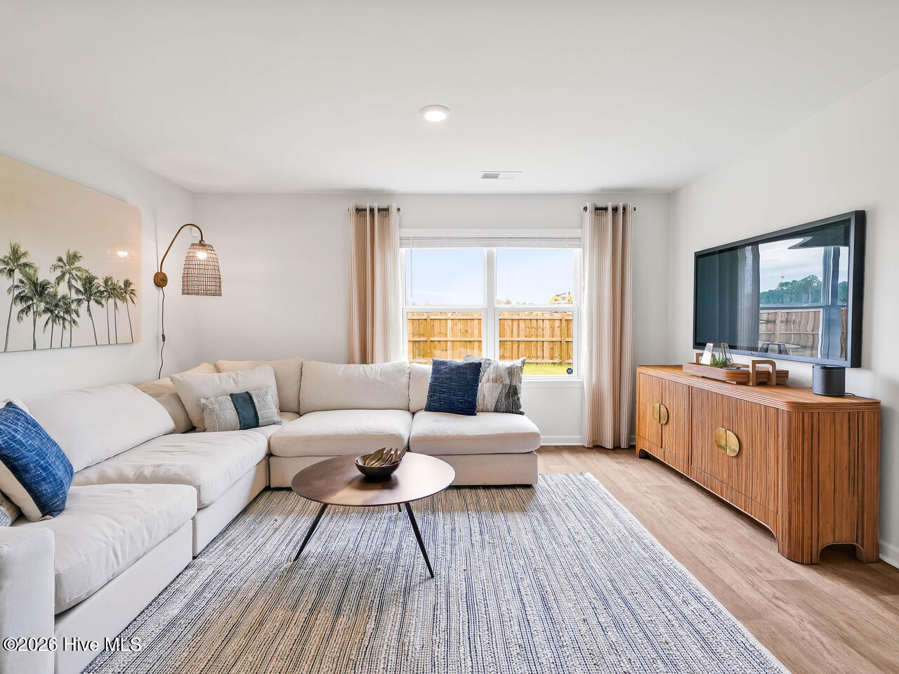 100553243 | Photo 19