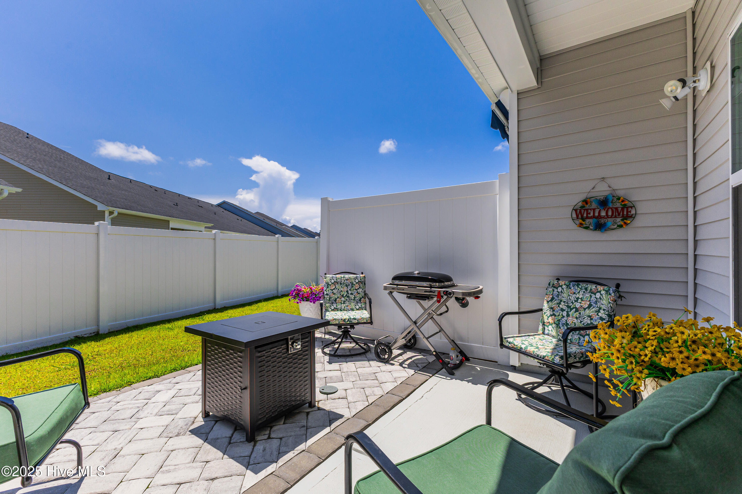 100514255 | Photo 30