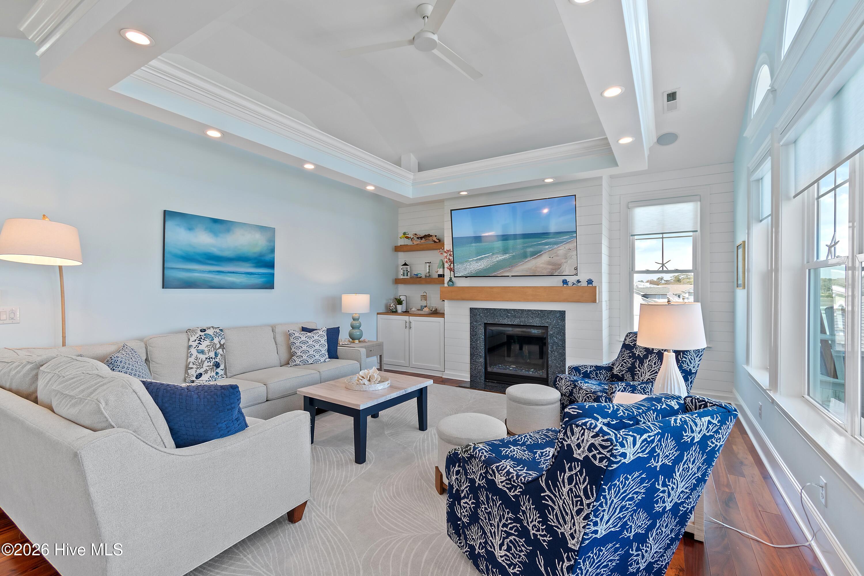 100562772 | Photo 19