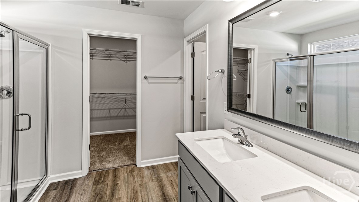 NOT THE ACTUAL HOME. Pictures are of a finished Spring Garden TR plan and are reference only.