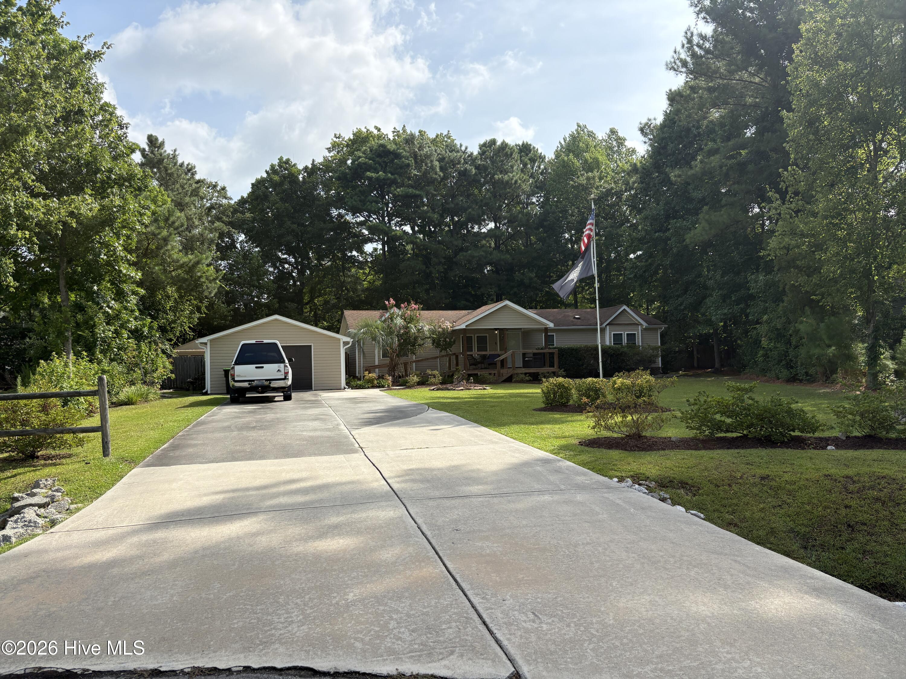 408 Quailridge Court,Peletier