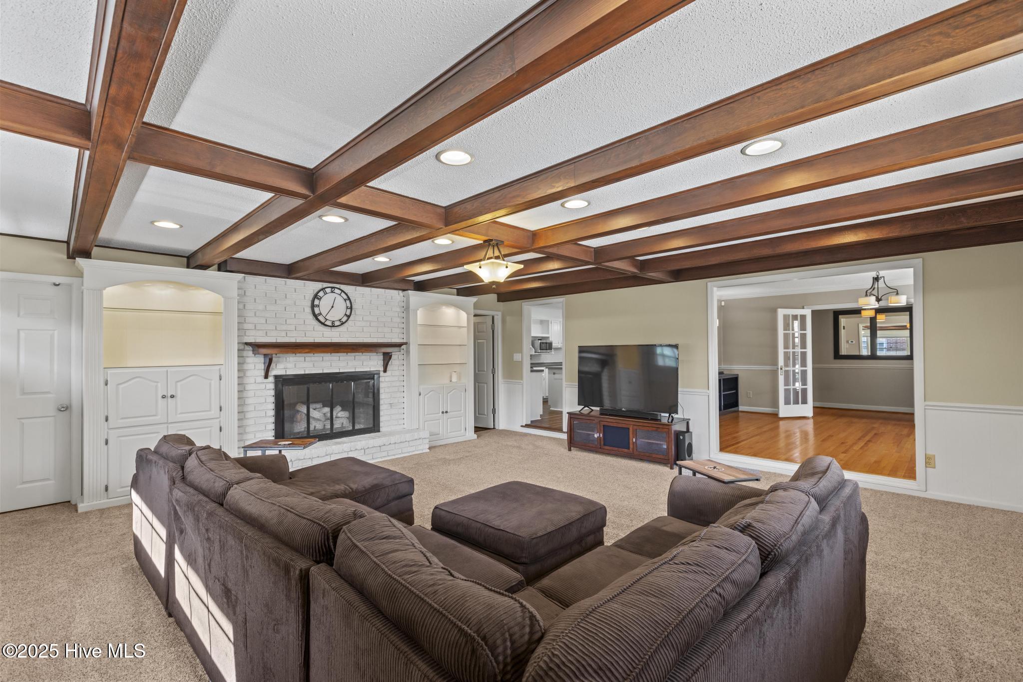 100540981 | Photo 10