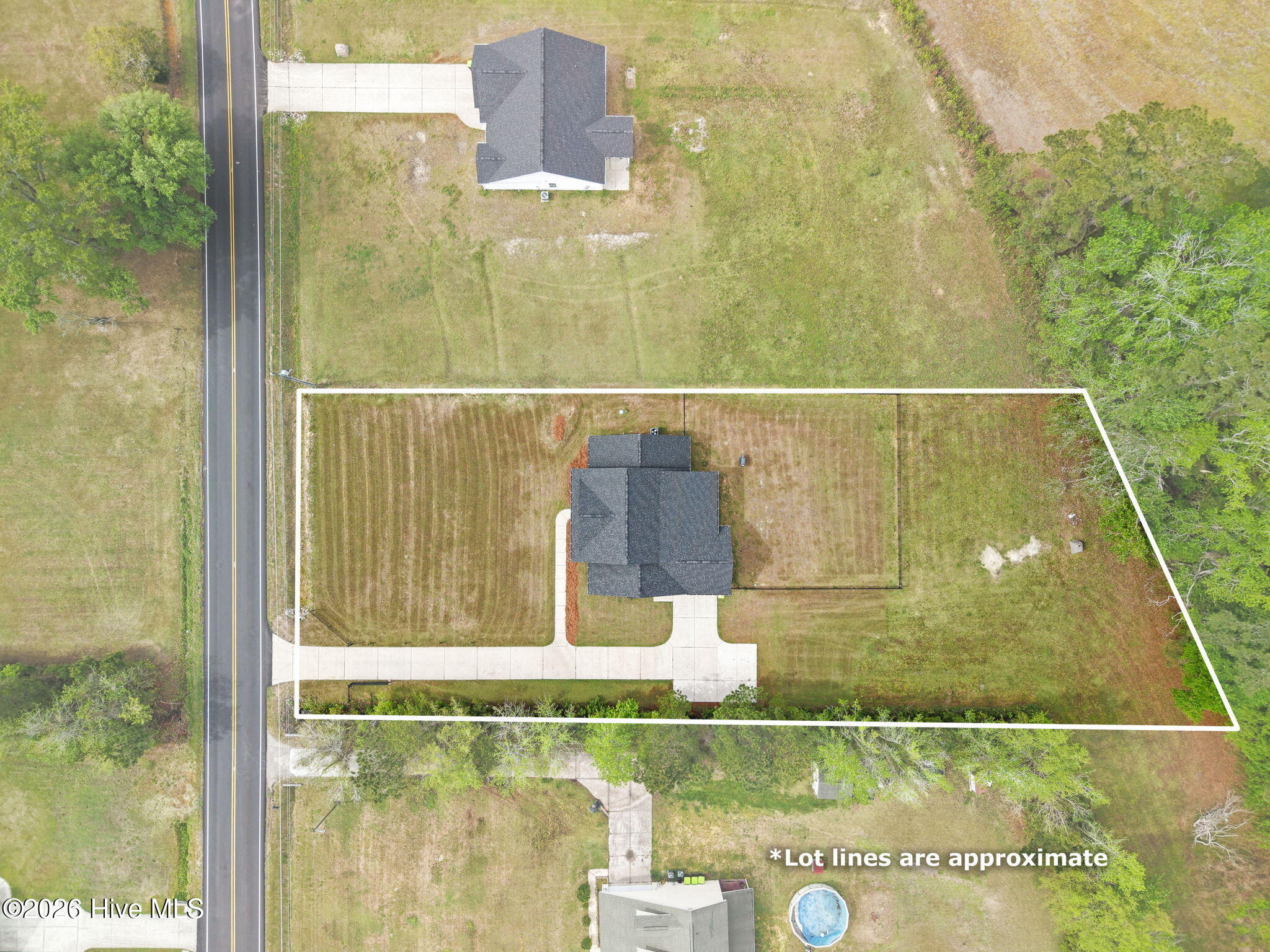 100565582 | Photo 41