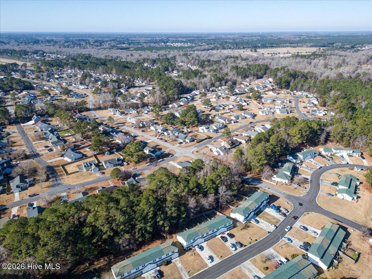 100548576 | Photo 40