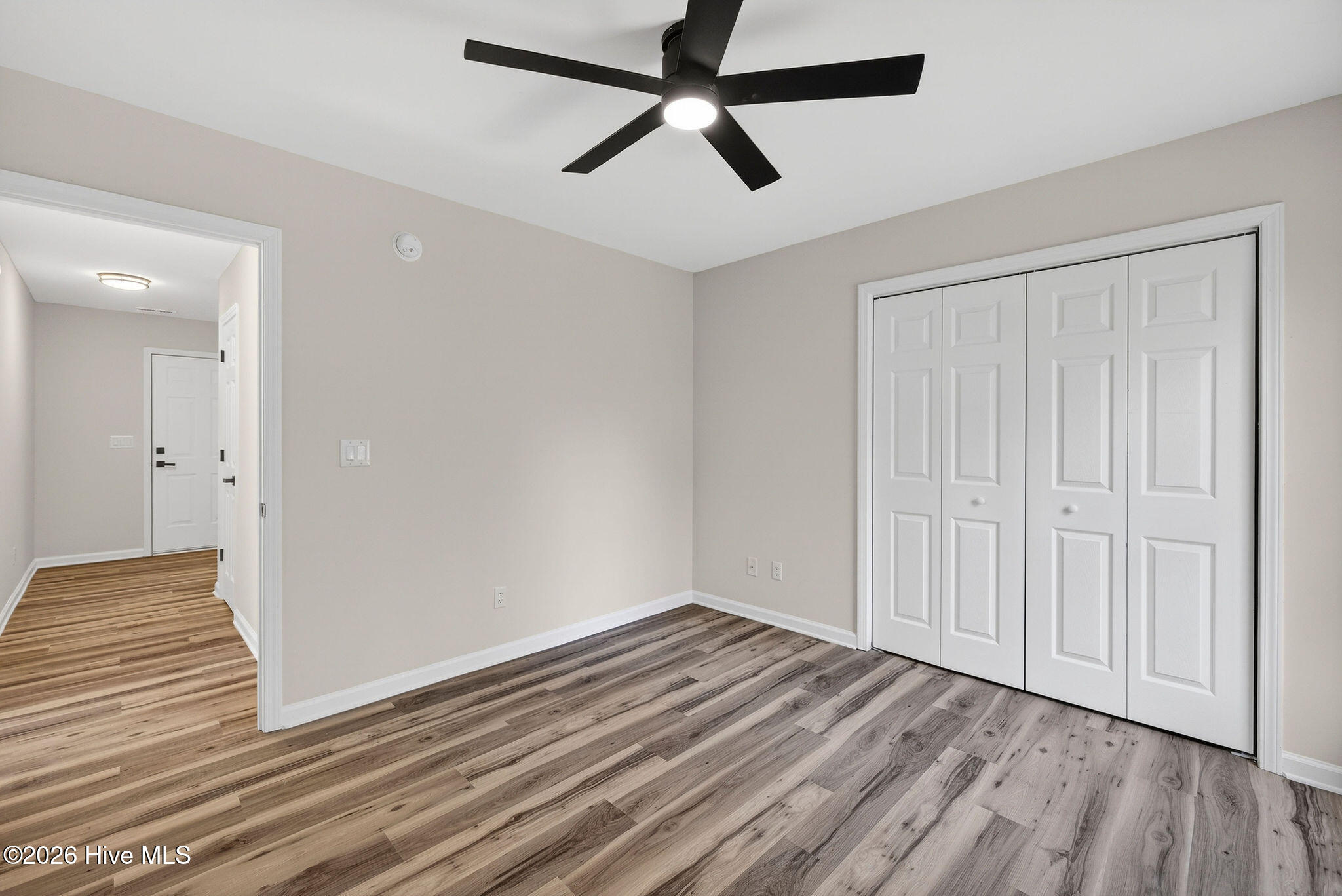 100562659 | Photo 26