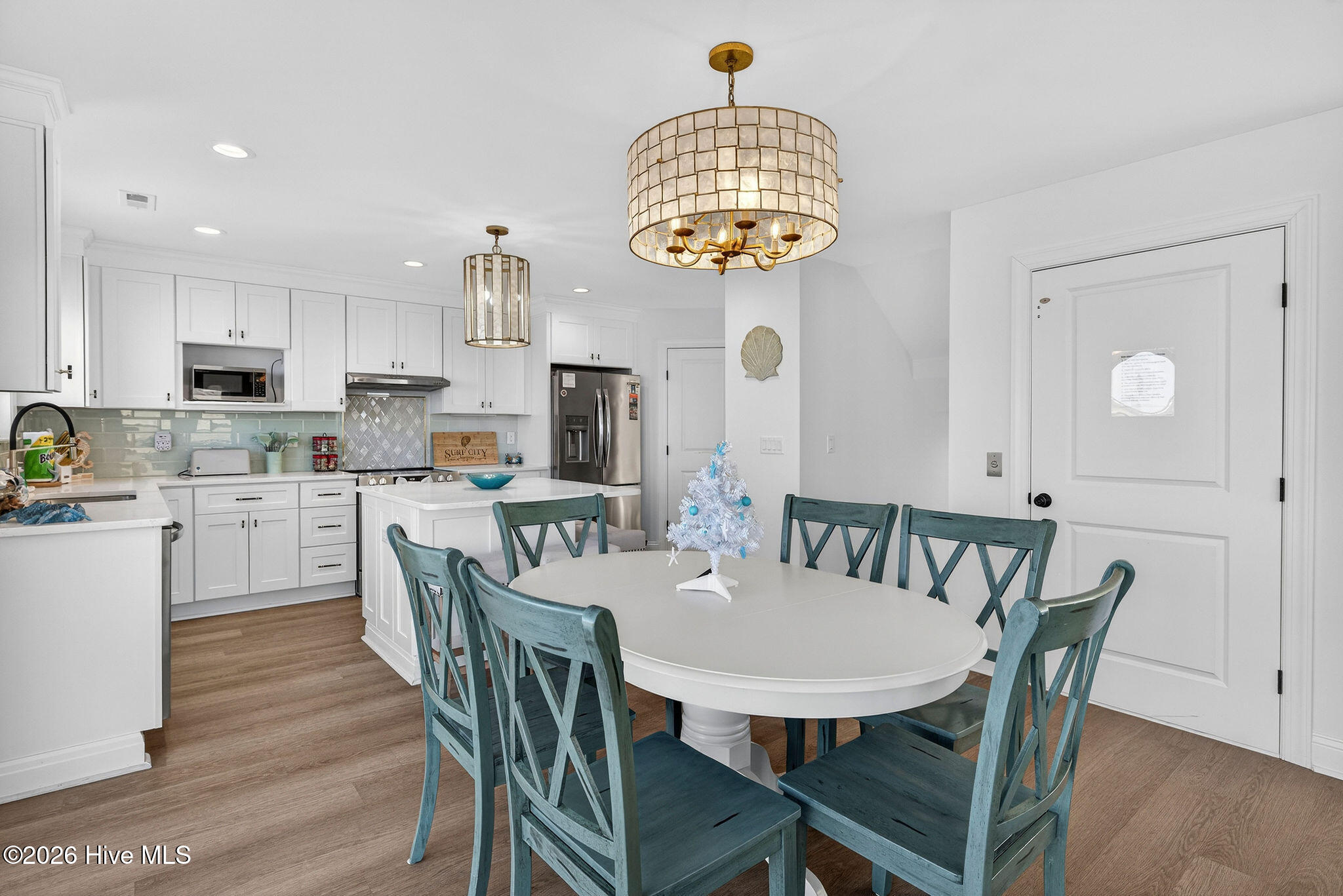 100565541 | Photo 20