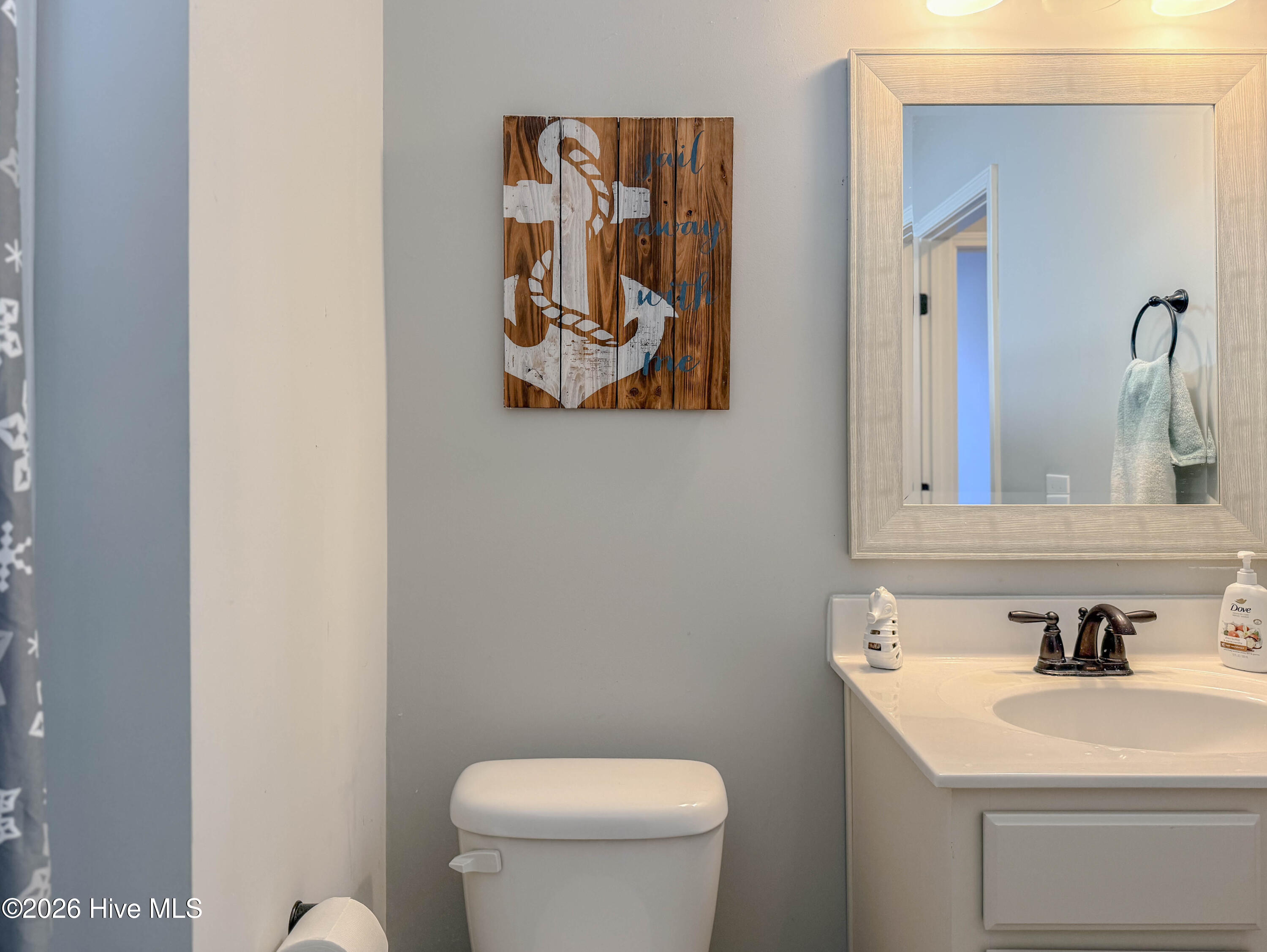 100553968 | Photo 16