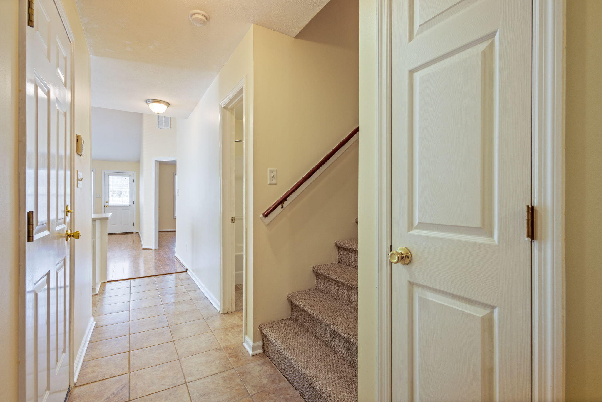 10-web-or-mls-422 Northrop Place-21