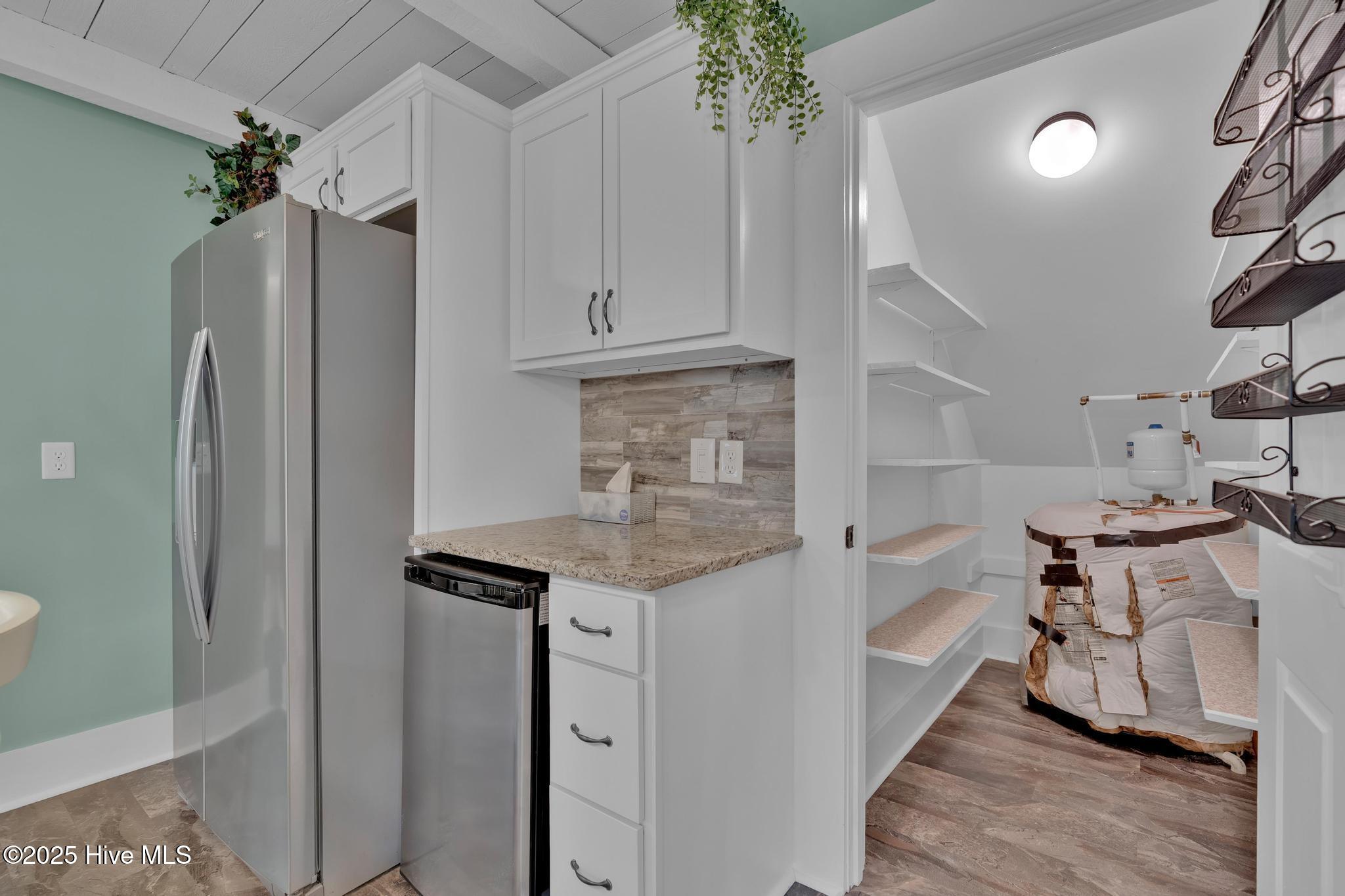 100541095 | Photo 24