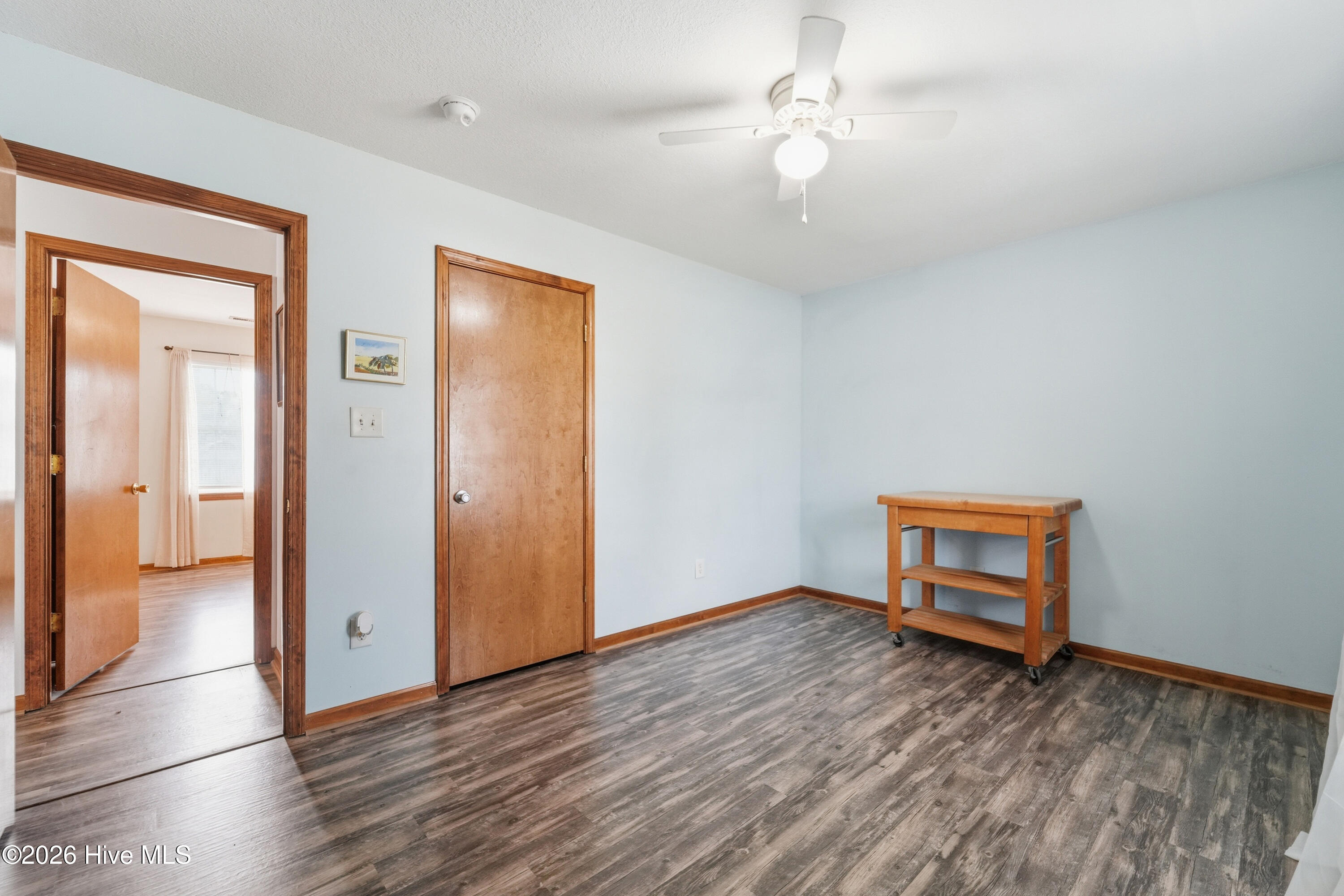 100562378 | Photo 35