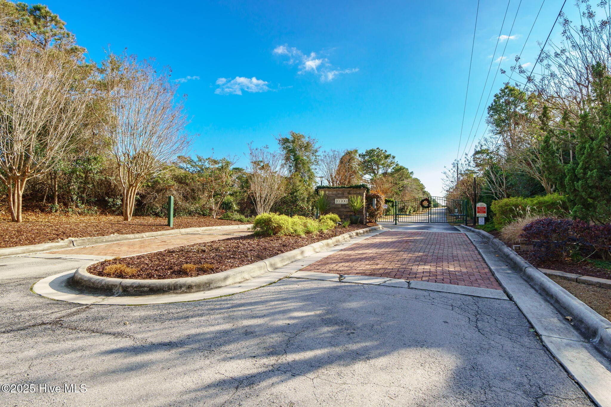 100490191 | Photo 34