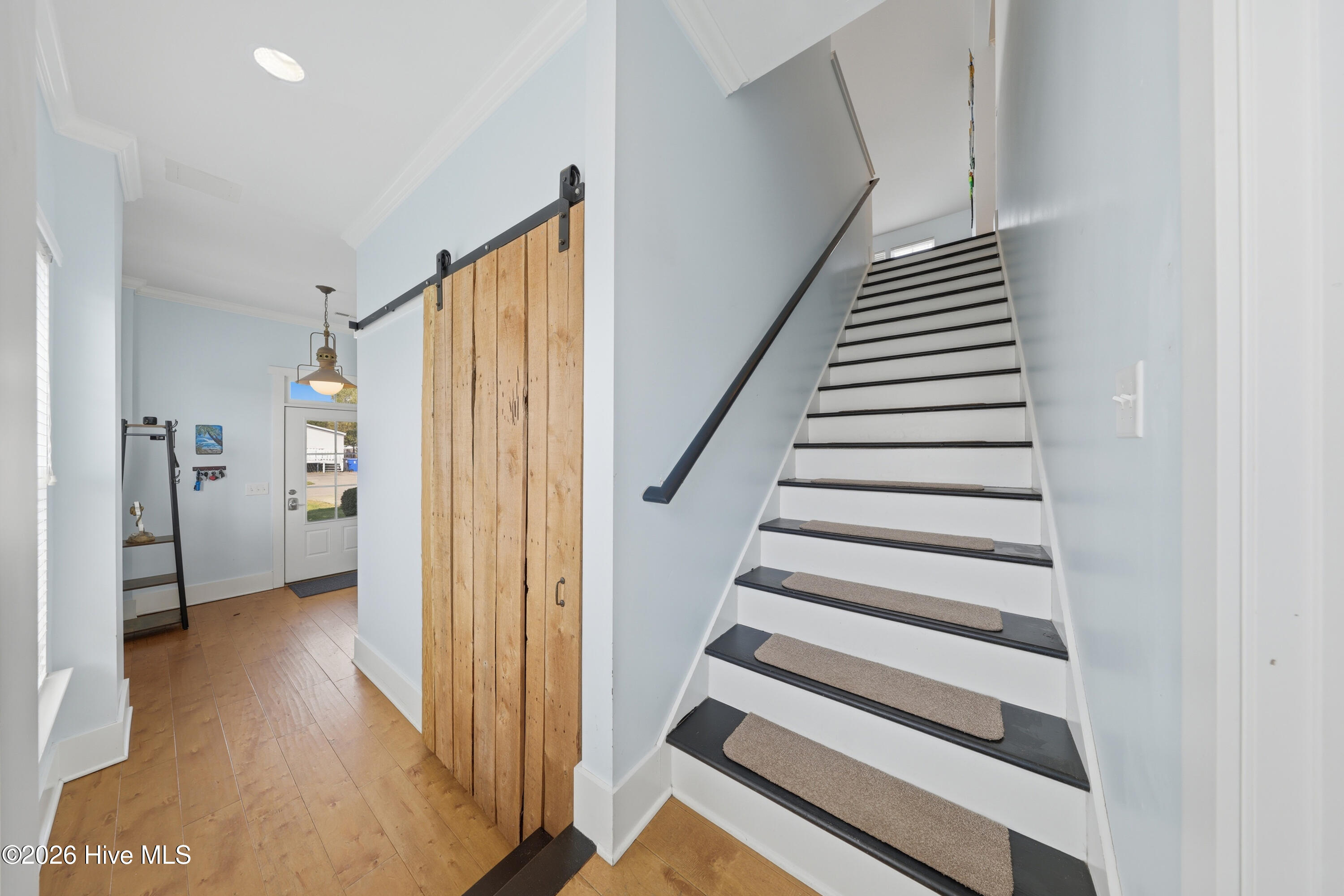 100564294 | Photo 20