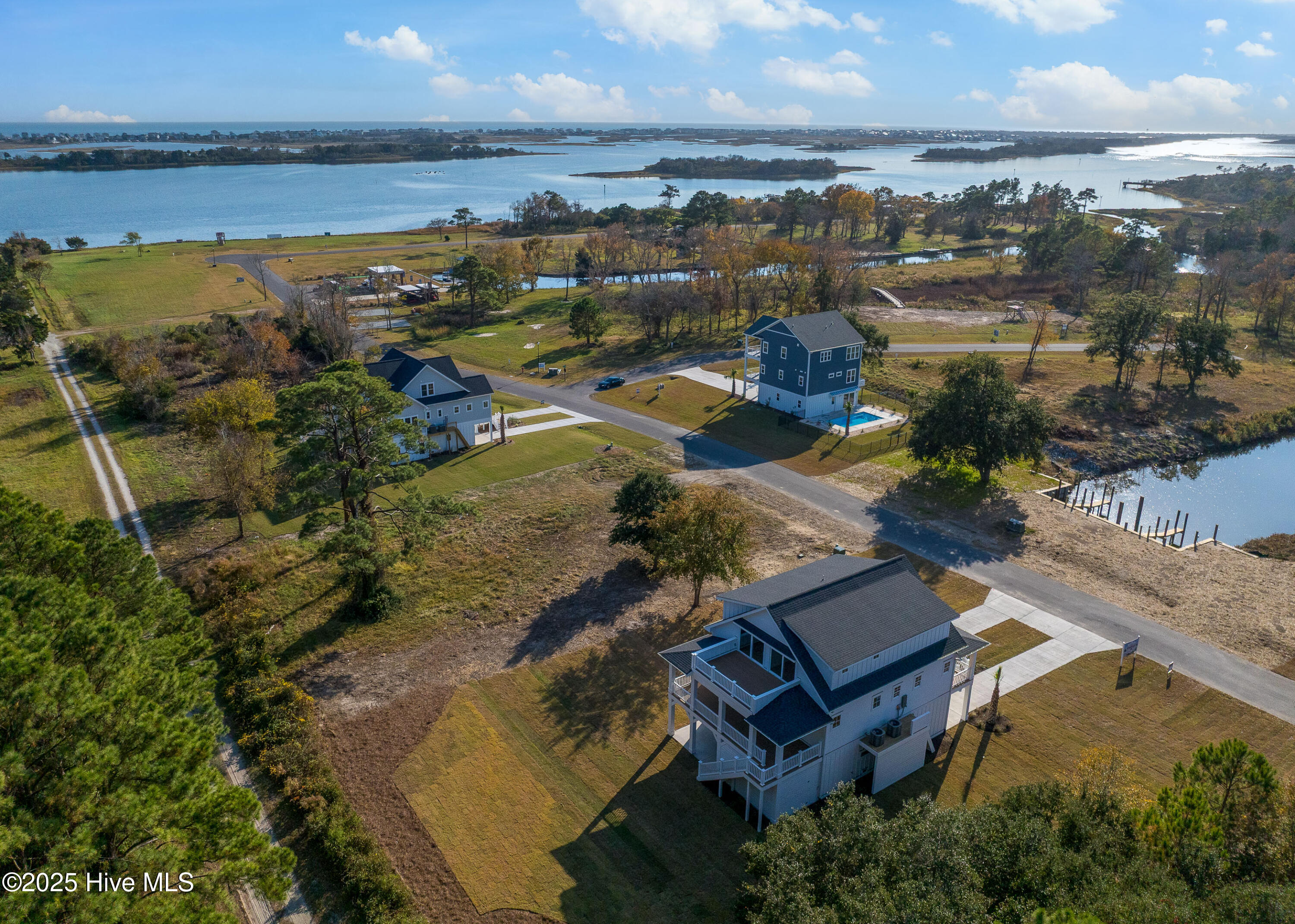 100525288 | Photo 13