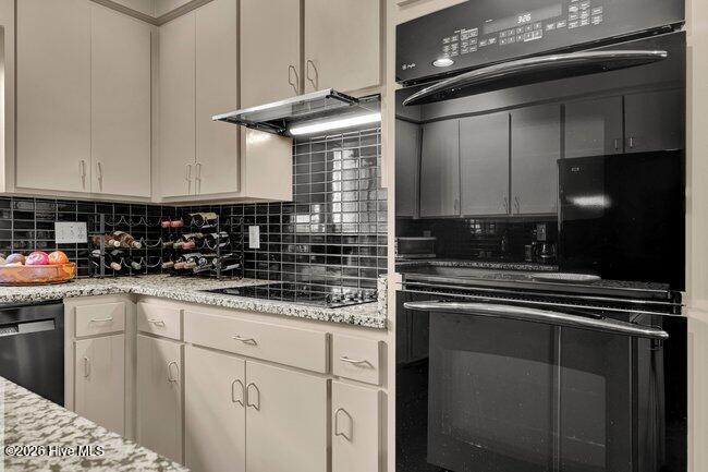 100567755 | Photo 22