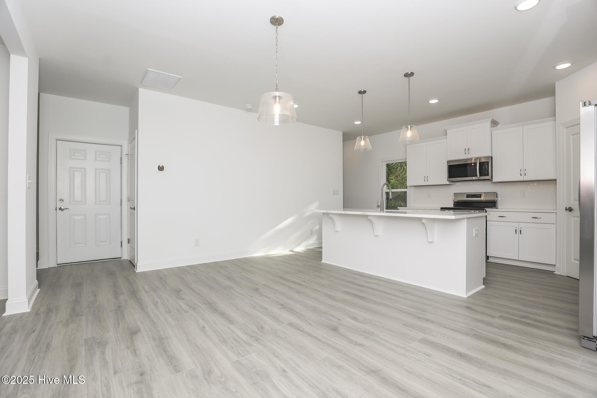 100518494 | Photo 21