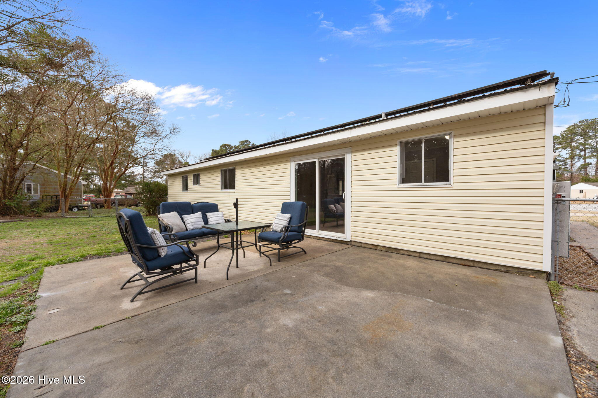 100559433 | Photo 53