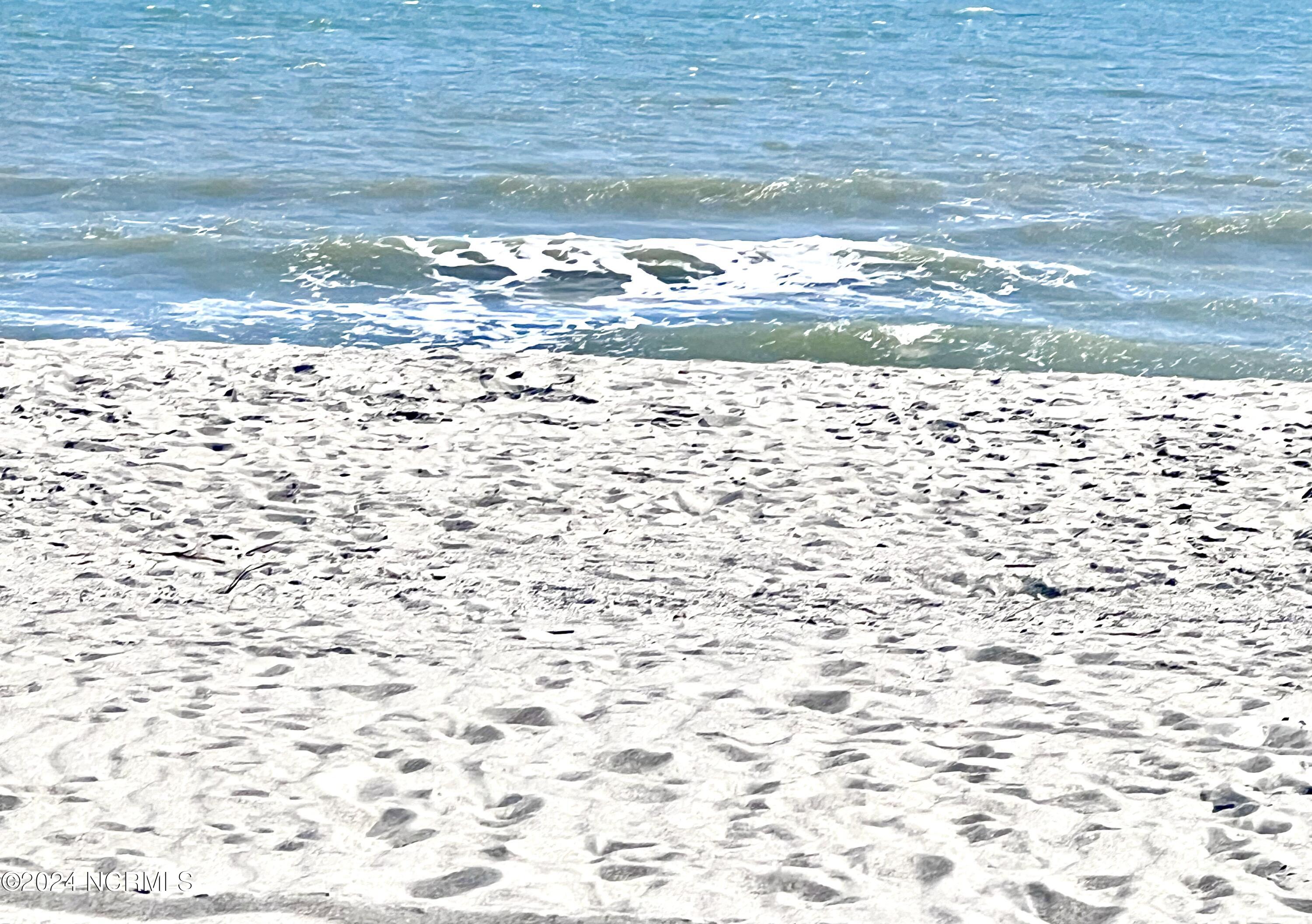 100454003 | Photo 19