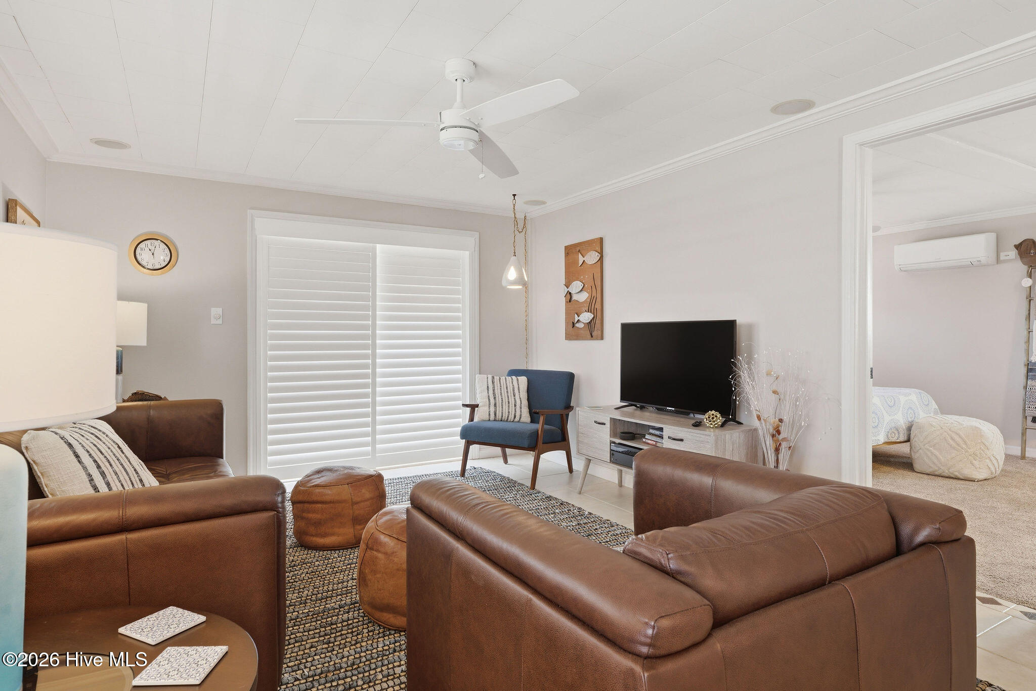 100566548 | Photo 19