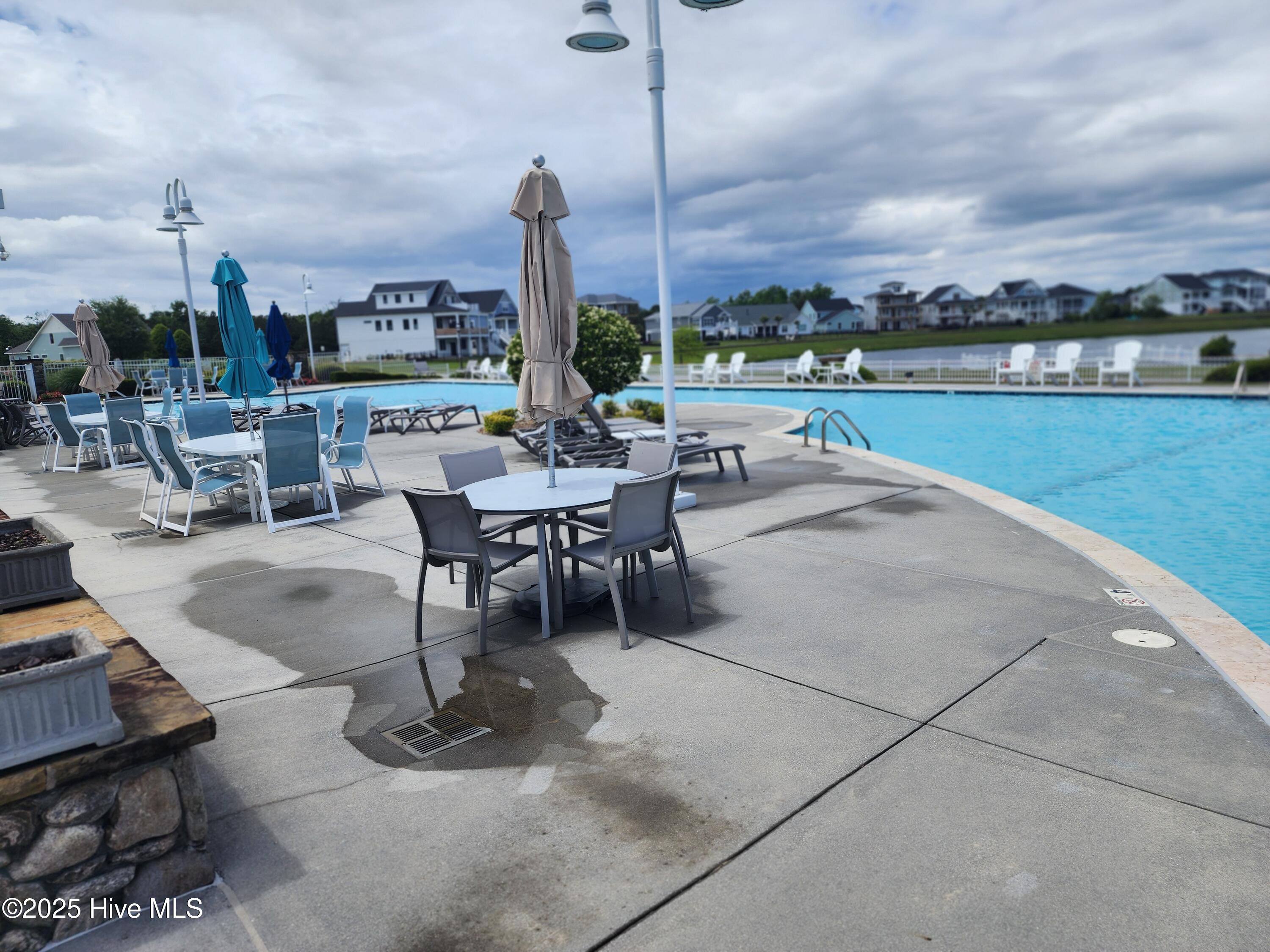 100530509 | Photo 14