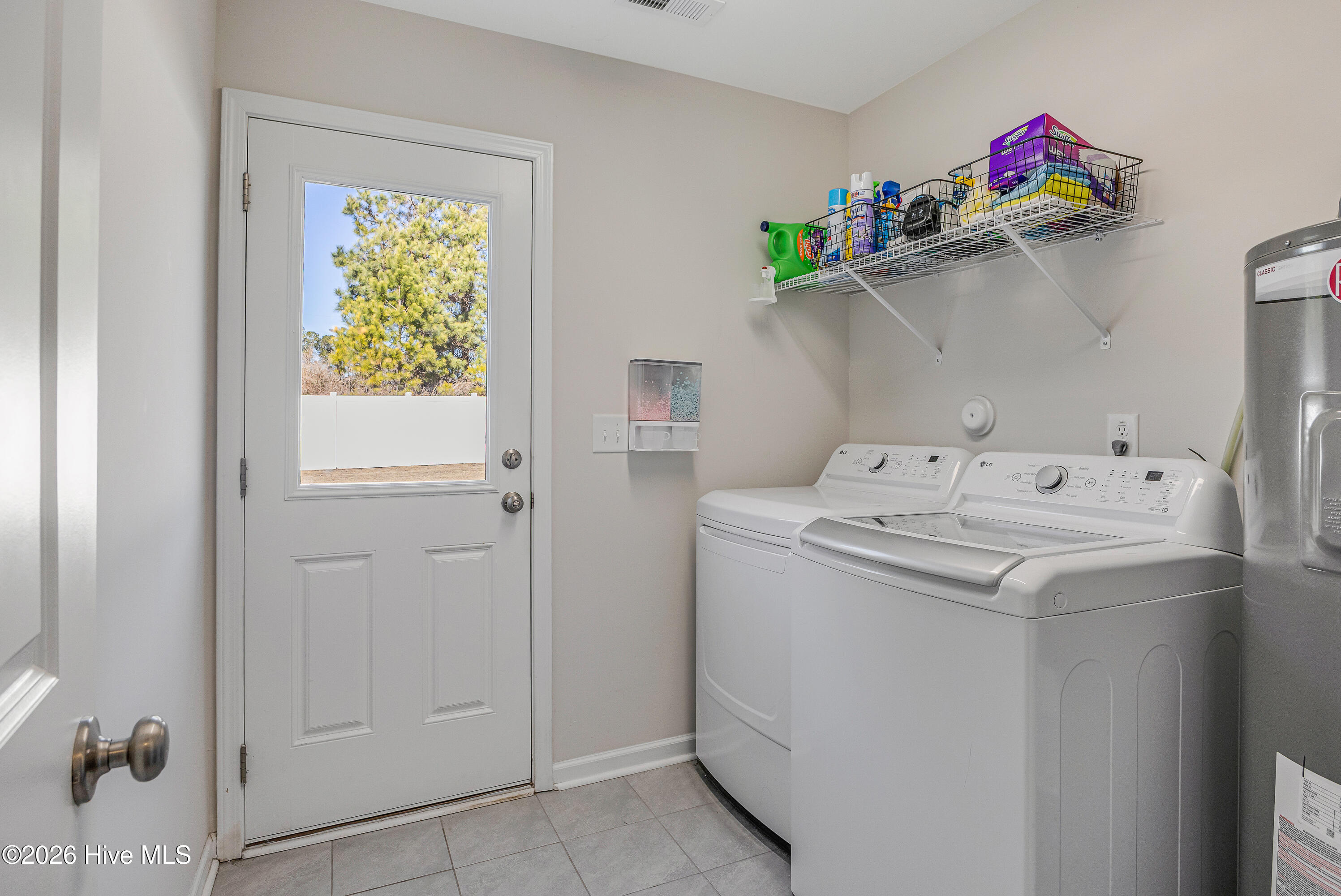 100553713 | Photo 31