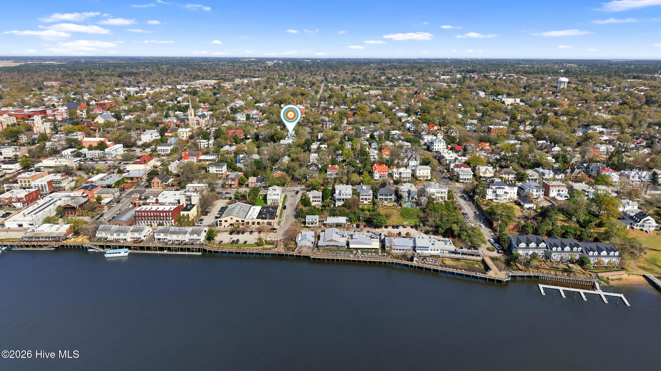 100561300 | Photo 73