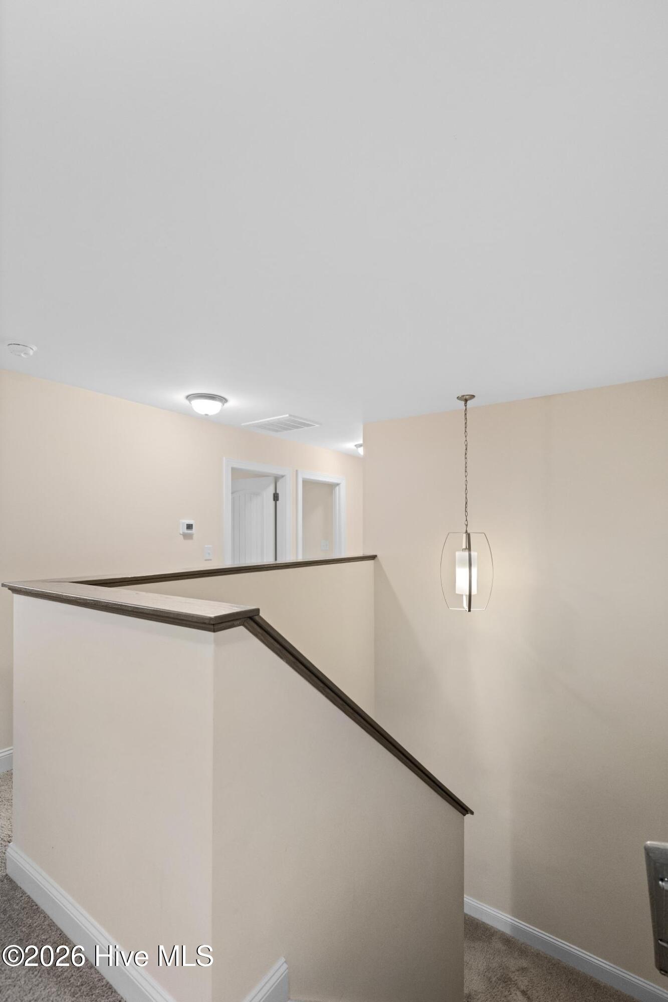 100560656 | Photo 15