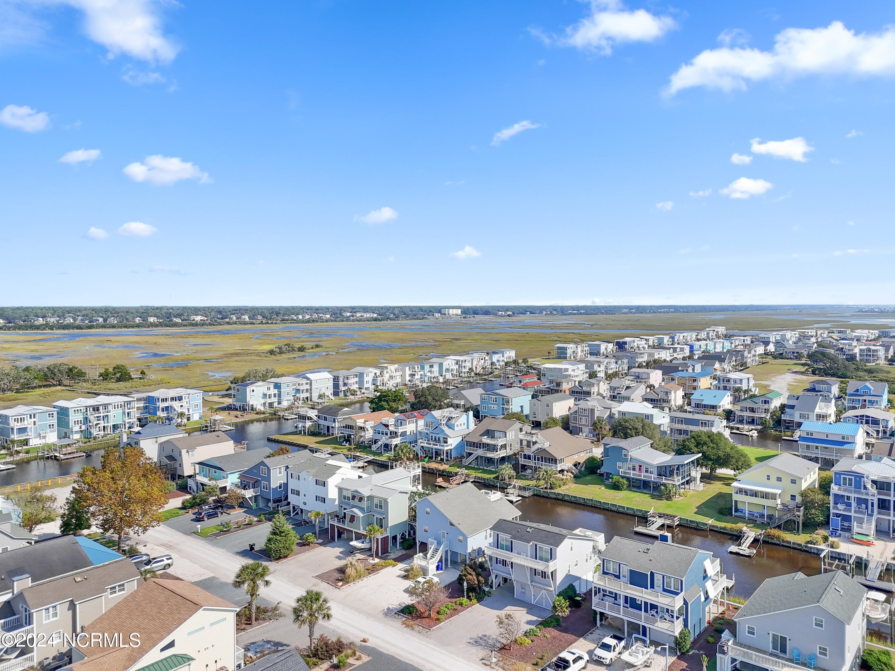 100566016 | Photo 52