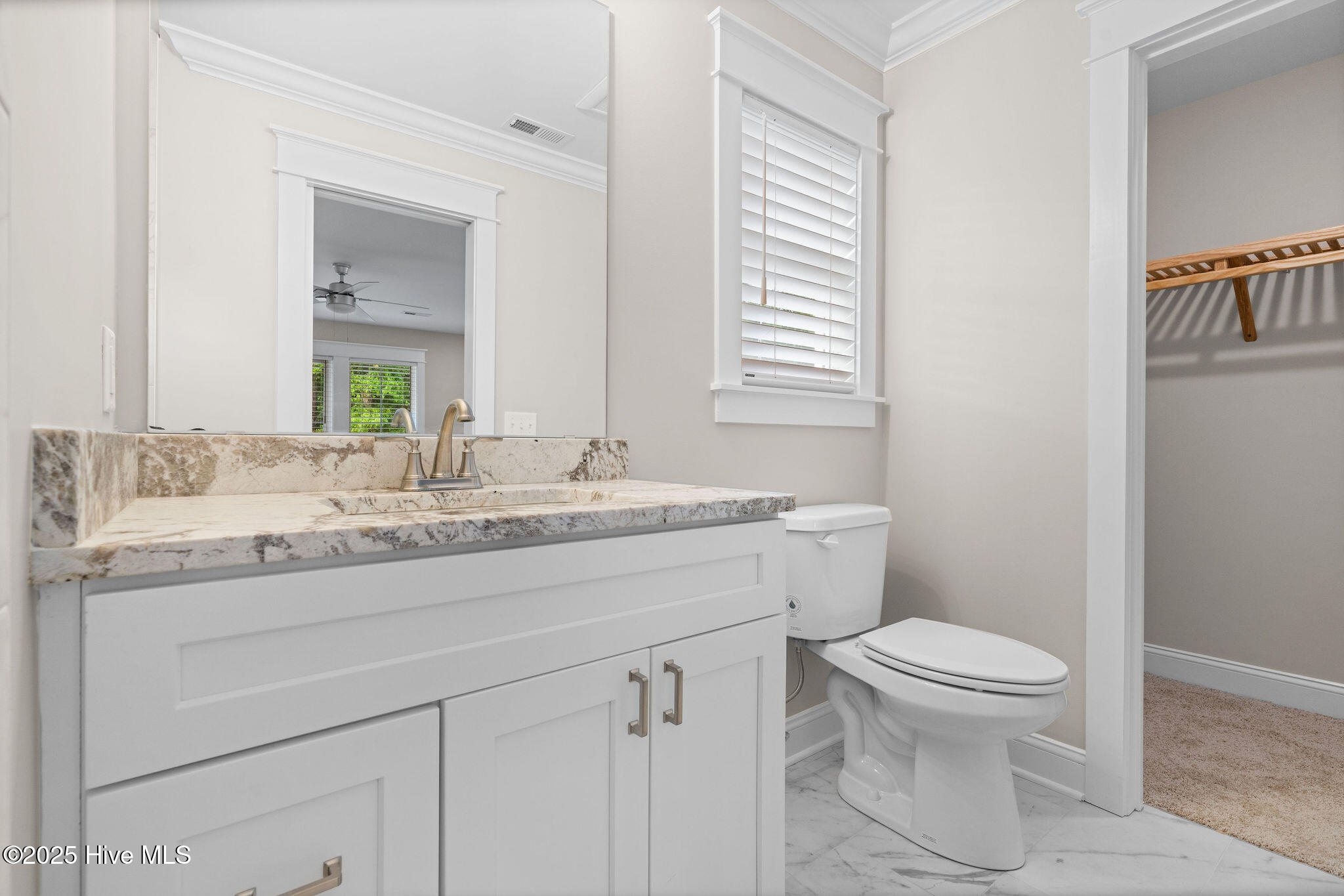 100524622 | Photo 45