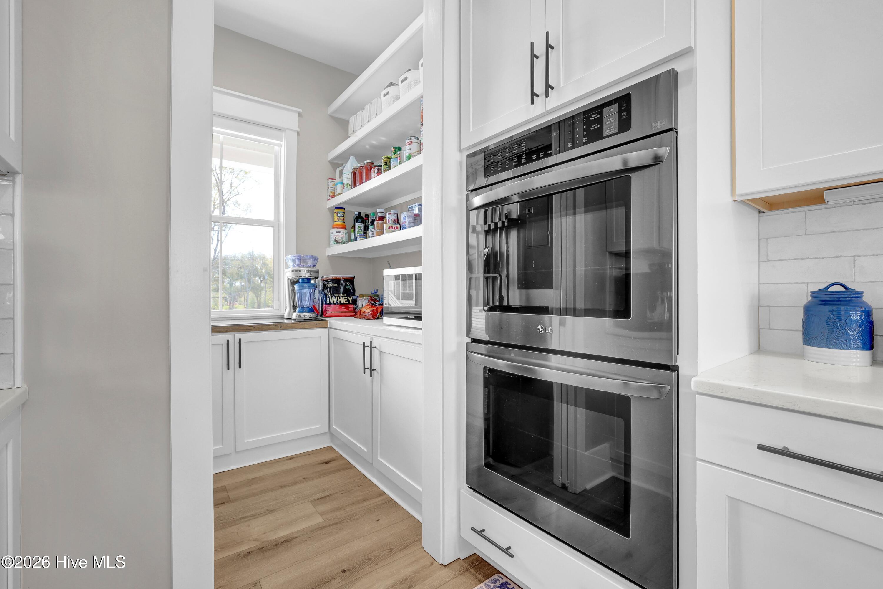 100564139 | Photo 12