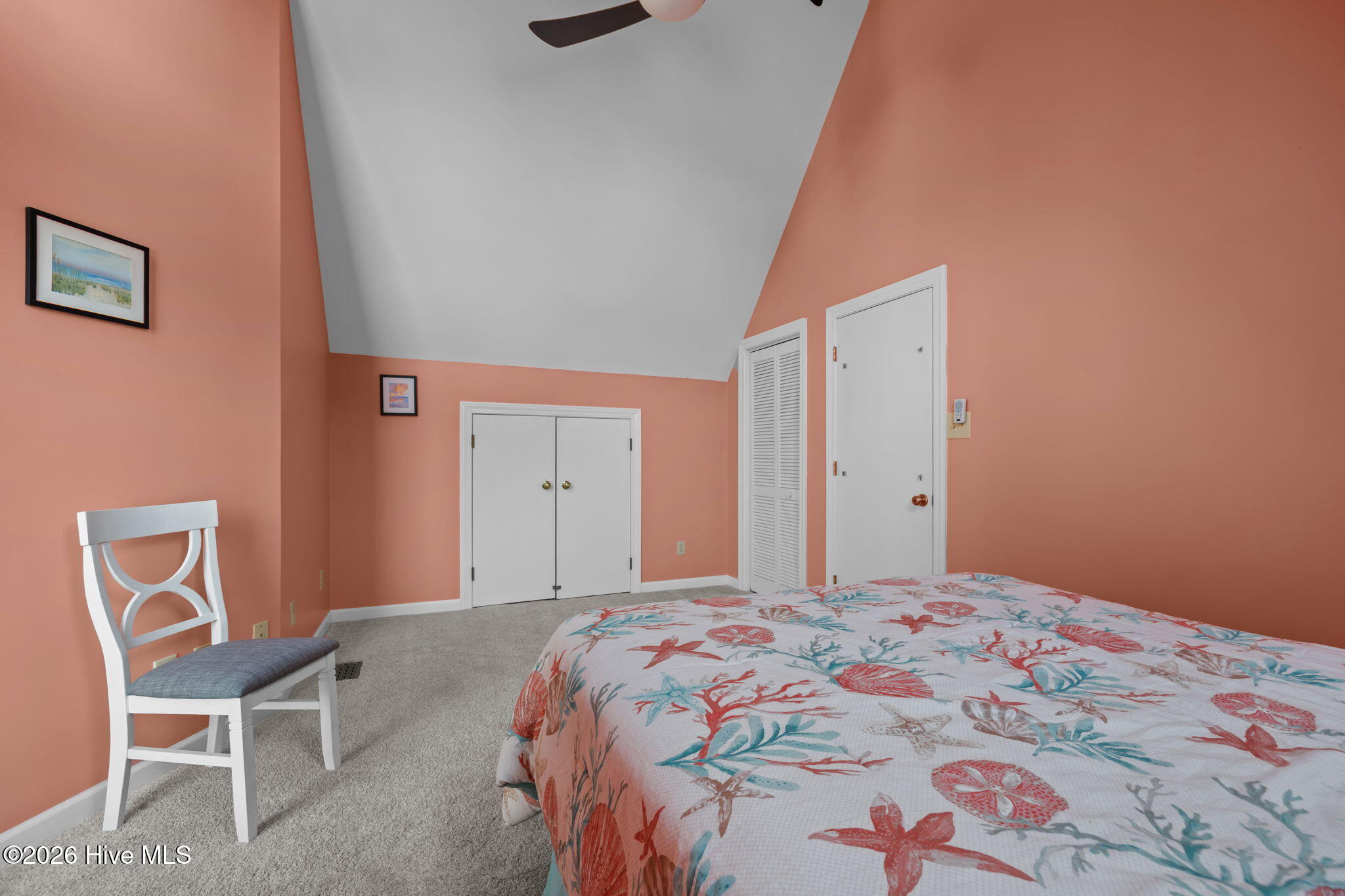 100551072 | Photo 43