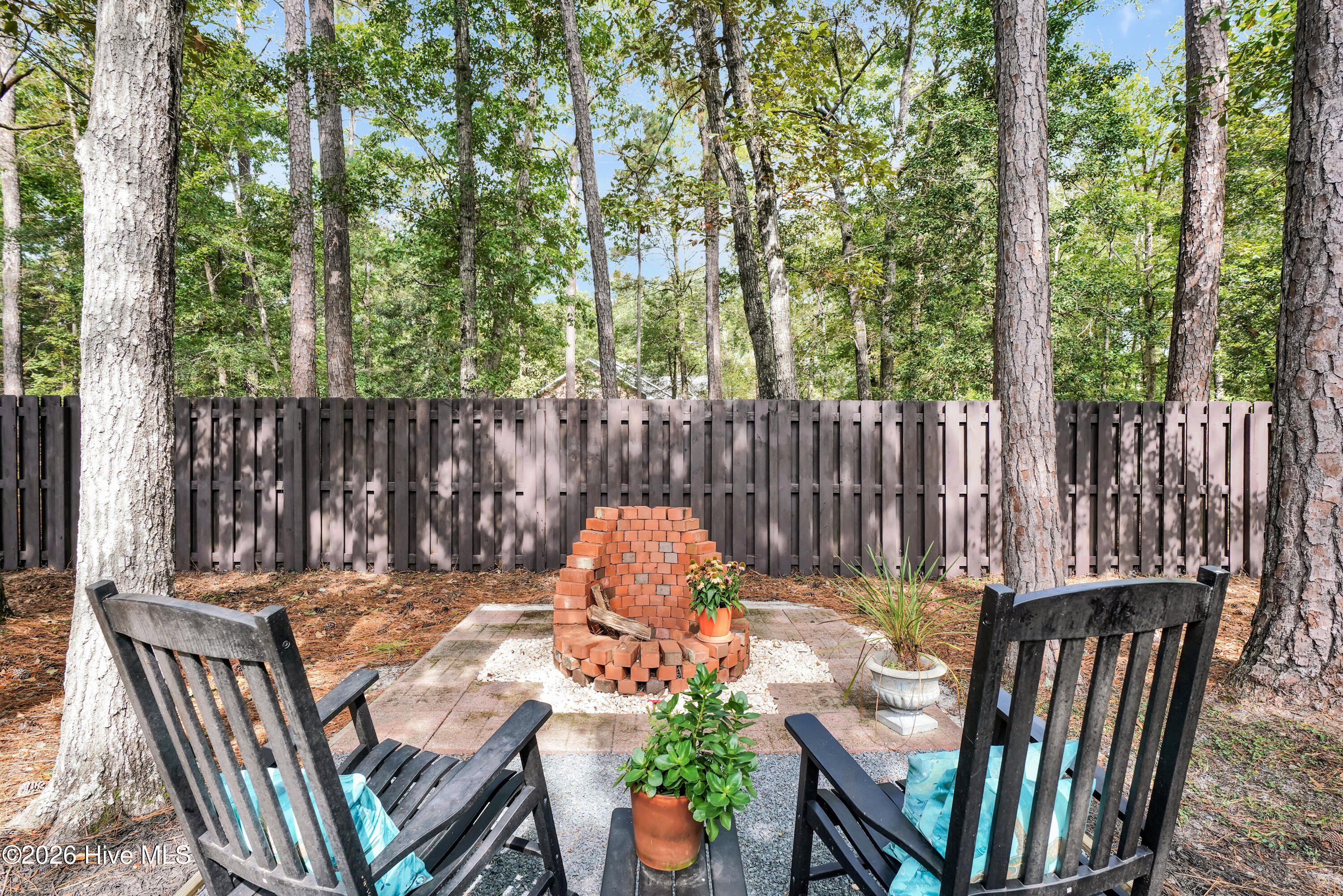 100553691 | Photo 32